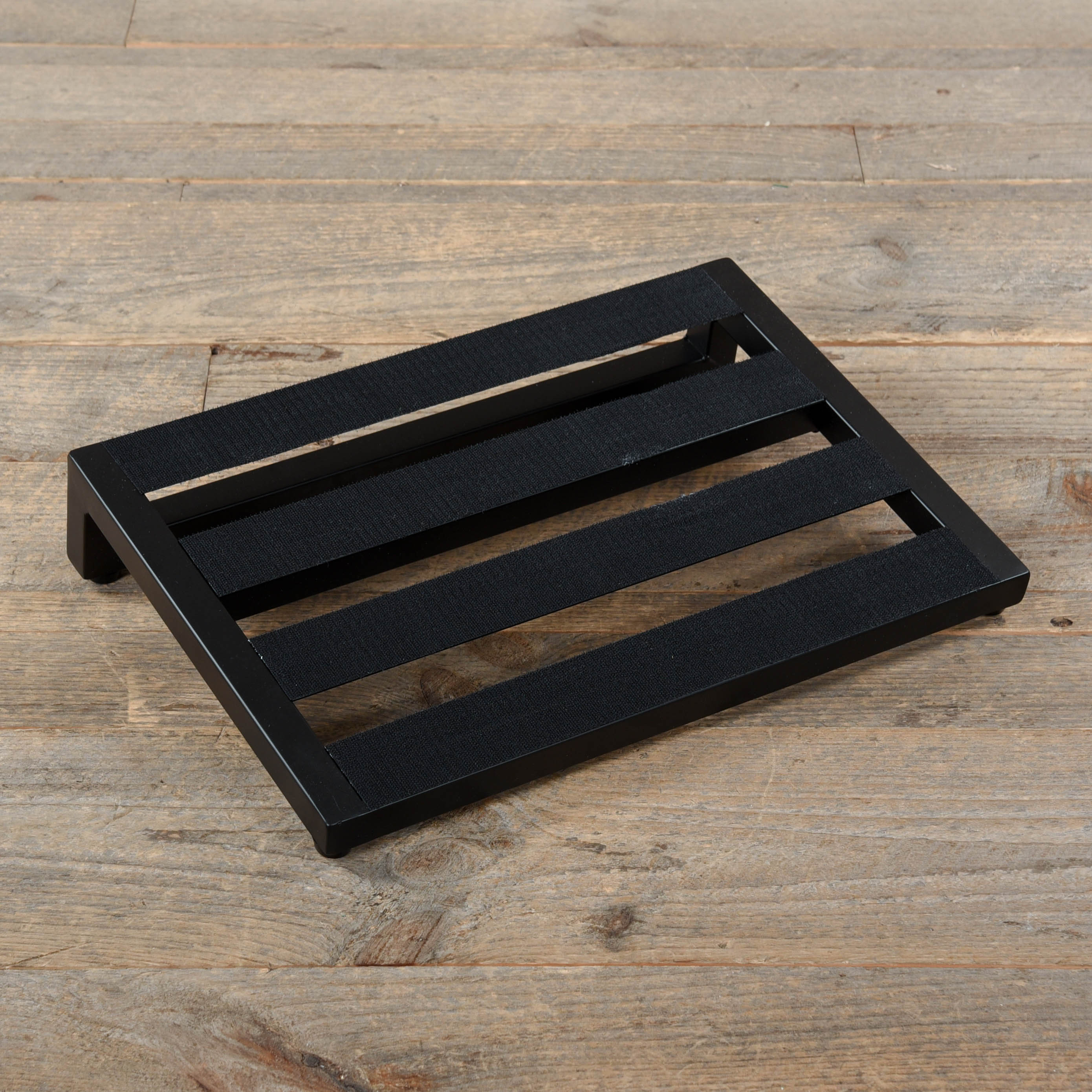 Pedaltrain Classic JR Pedalboard 4 Rails 18x12.5 w/Soft Case Effects and Pedals / Pedalboards and Power Supplies