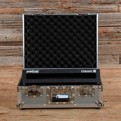 Pedaltrain Classic Jr w/ Tour Case Effects and Pedals / Pedalboards and Power Supplies