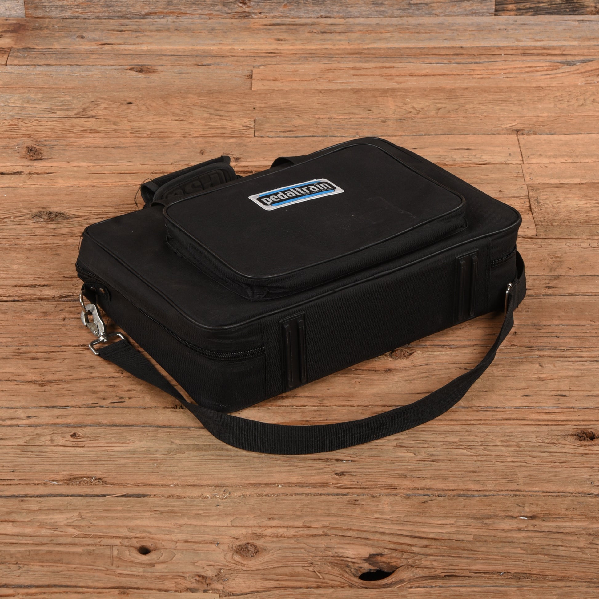 Pedaltrain Jr. w/ Soft Case Effects and Pedals / Pedalboards and Power Supplies