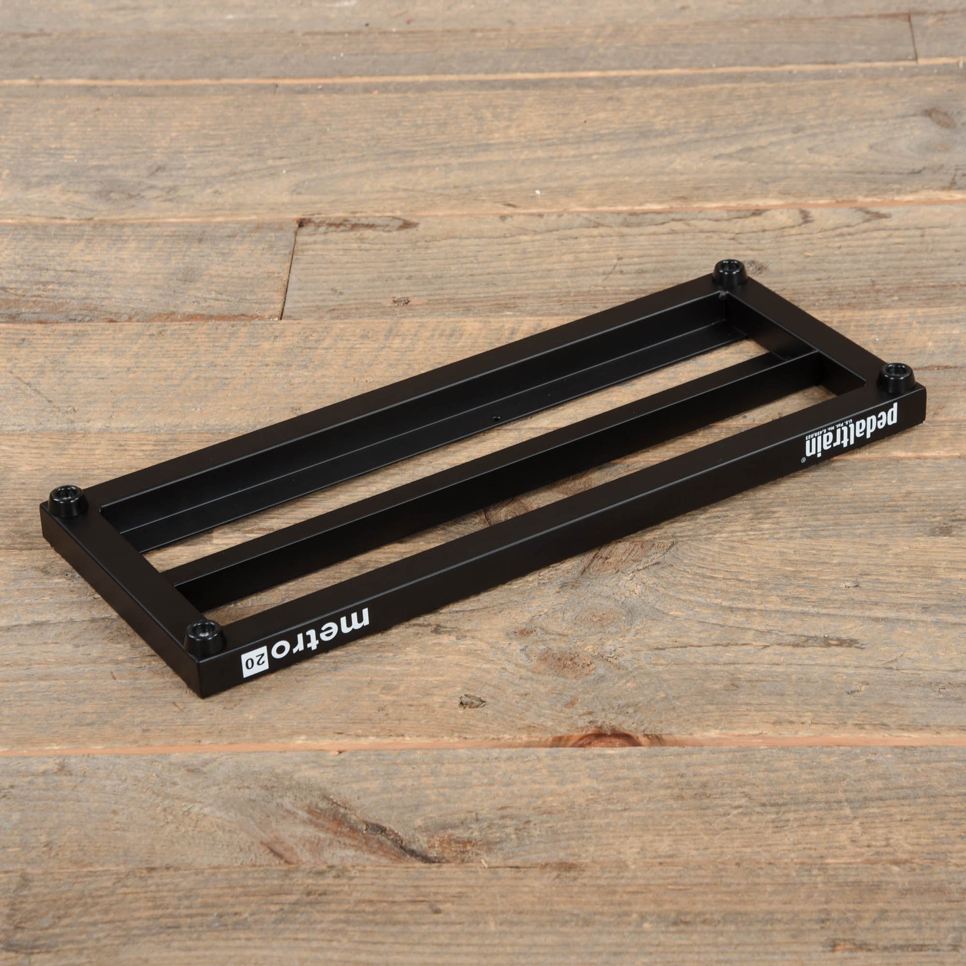 Pedaltrain Metro 20 Pedalboard 3 Rails 20x8 w/Soft Case Effects and Pedals / Pedalboards and Power Supplies