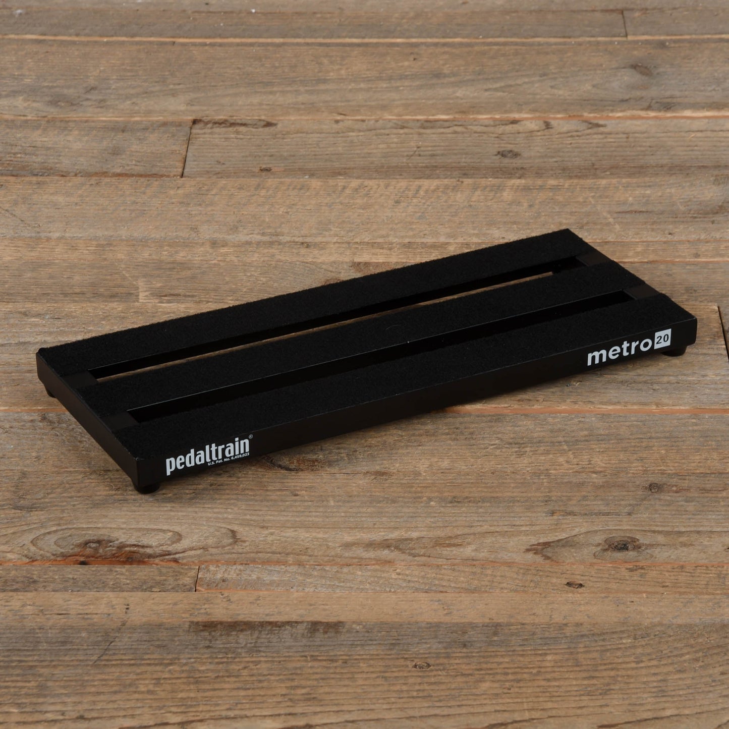 Pedaltrain Metro 20 Pedalboard 3 Rails 20x8 w/Soft Case Effects and Pedals / Pedalboards and Power Supplies