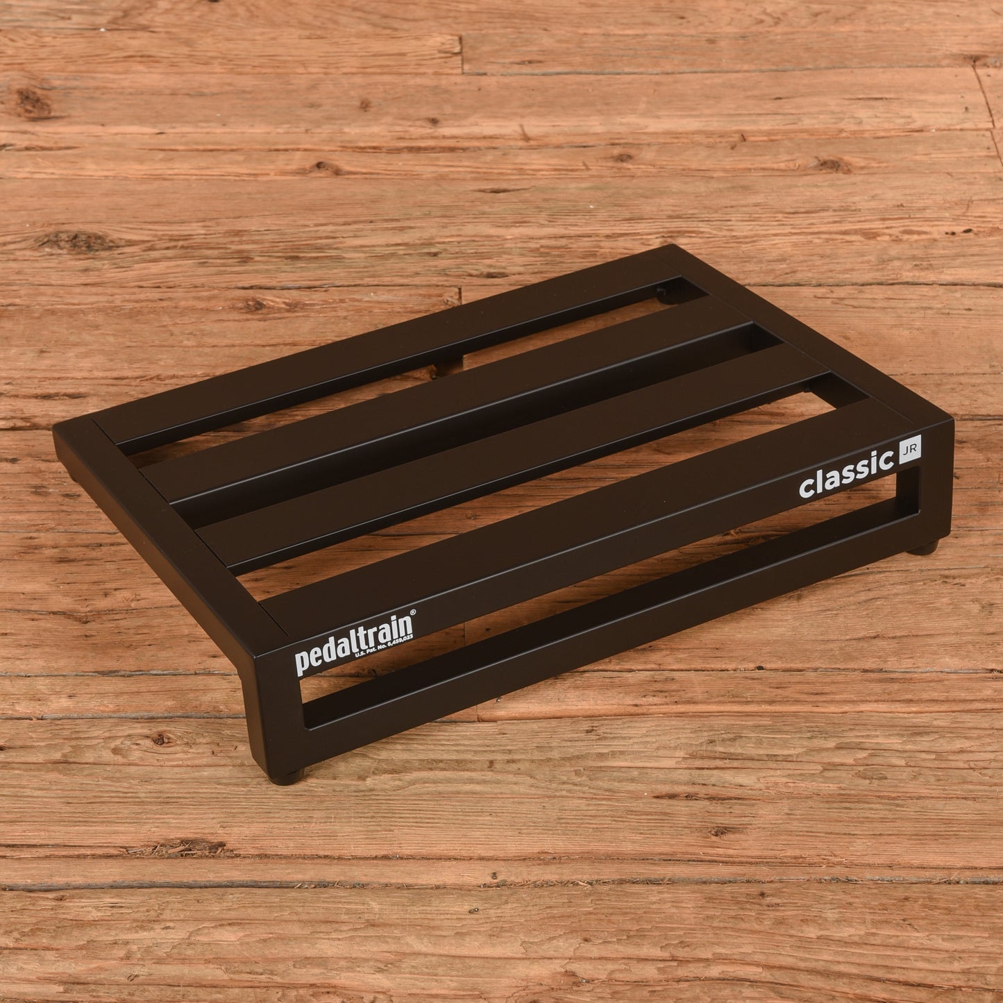 Pedaltrain Classic JR Pedalboard 4 Rails 18x12.5 w/Soft Case Pedalboards