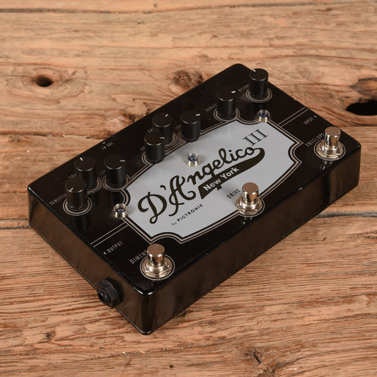 Pigtronix D'Angelico III Effects and Pedals / Chorus and Vibrato