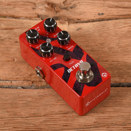 Pigtronix Octava Effects and Pedals / Octave and Pitch
