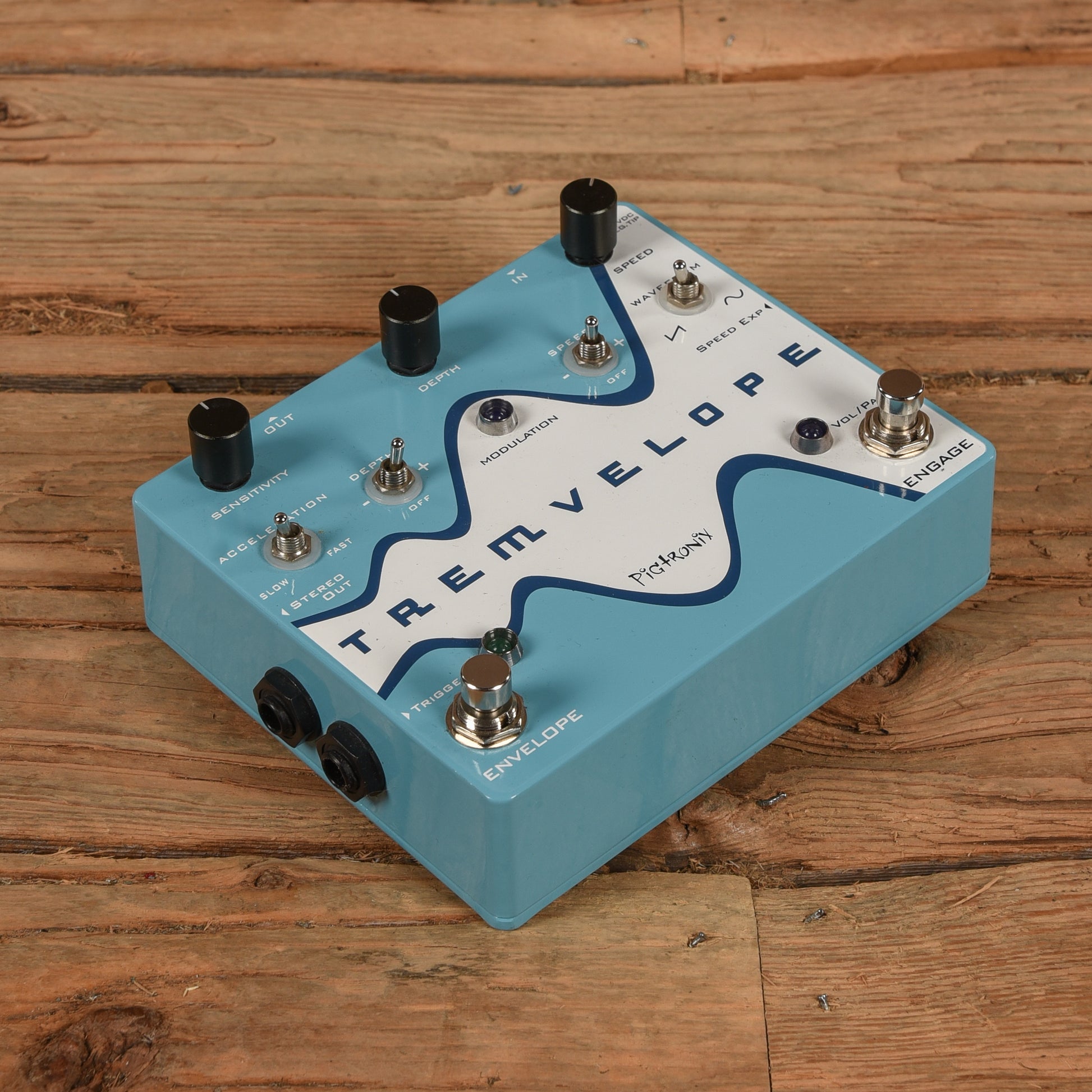 Pigtronix Tremvelope Effects and Pedals / Tremolo