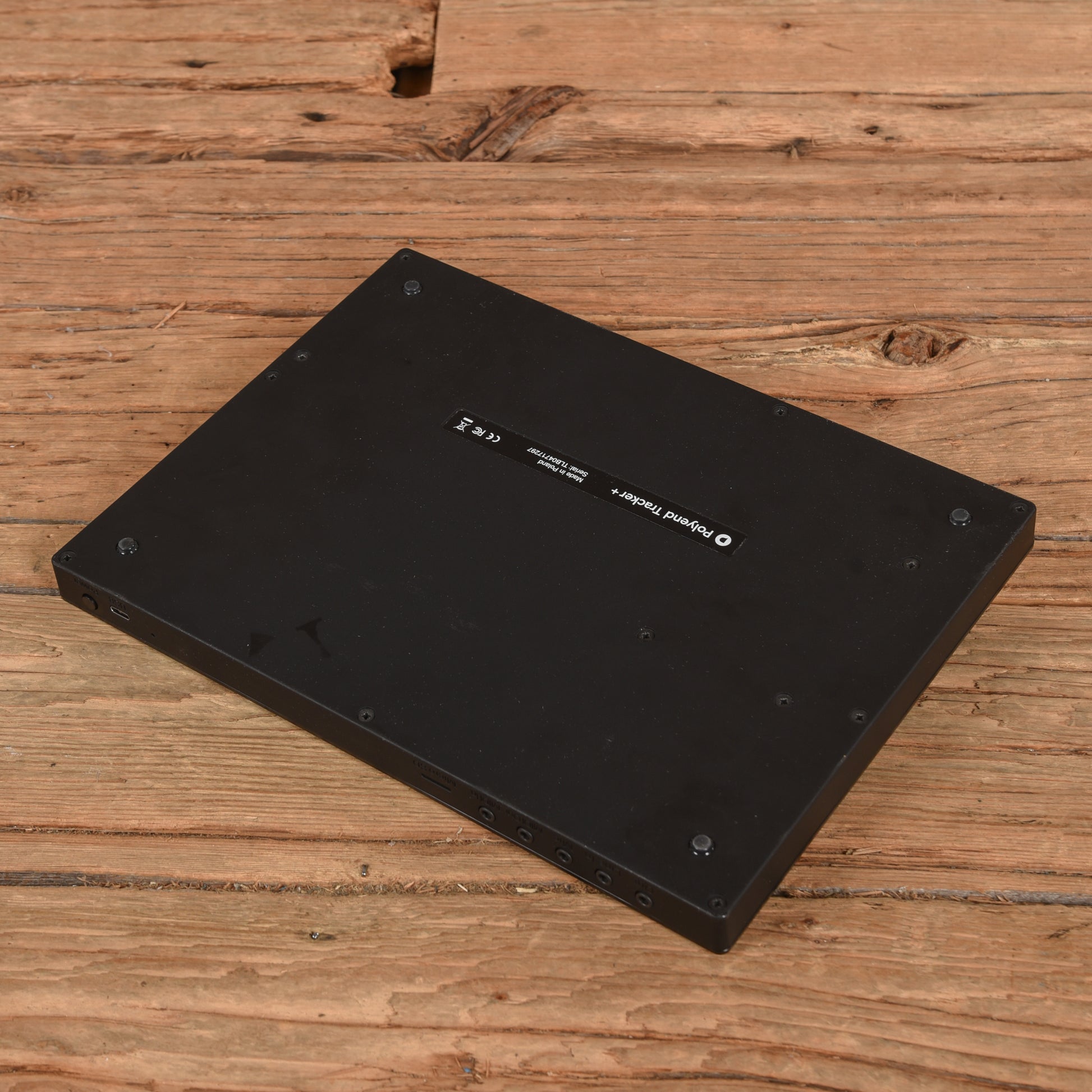 Polyend Tracker+ 16 Track Drum Machine, Synthesizer and Stereo Sampler Keyboards and Synths / Drum Machines