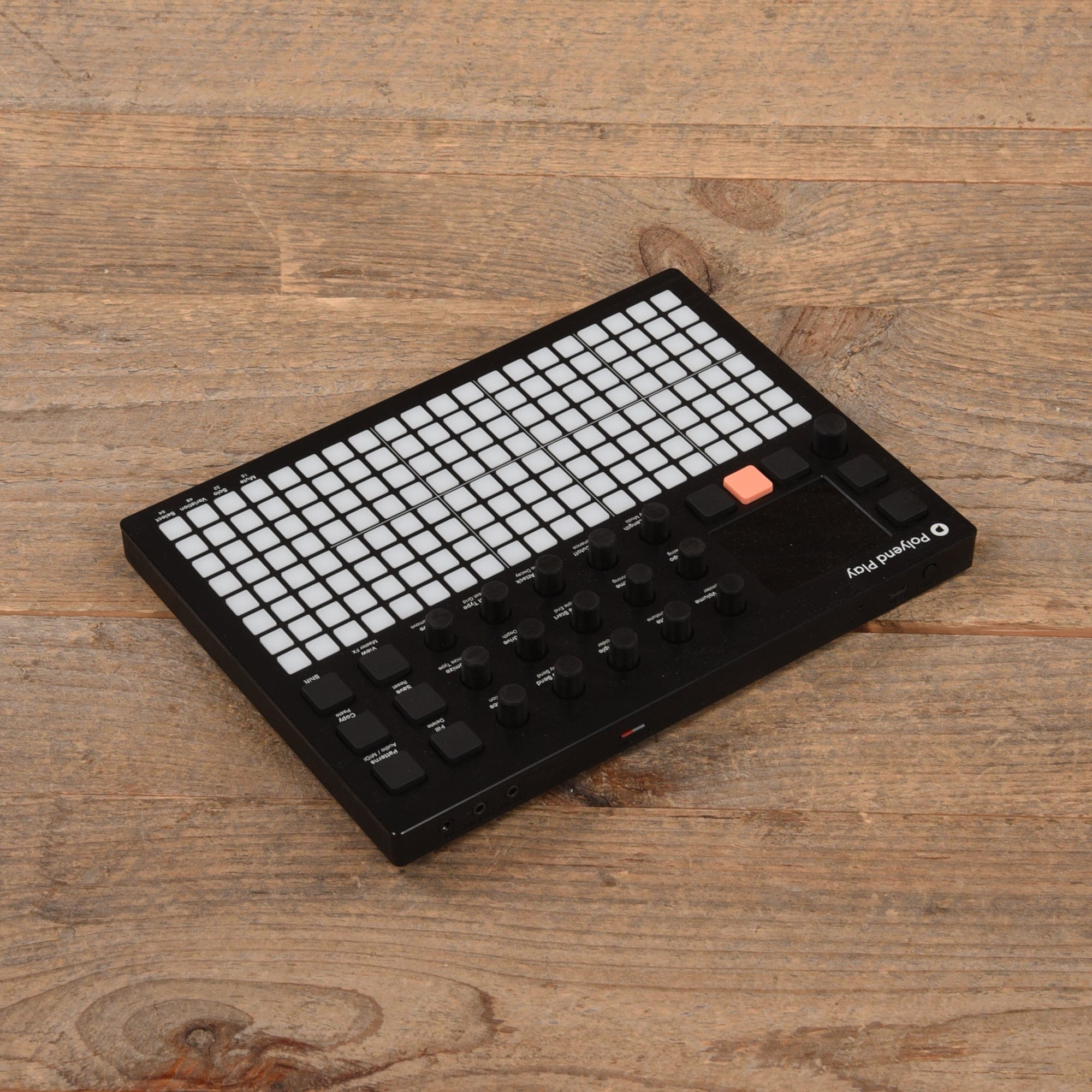 Lay Nsample Polyend Play Standalone Sample and MIDI Based Groovebox – Chicago Music ...