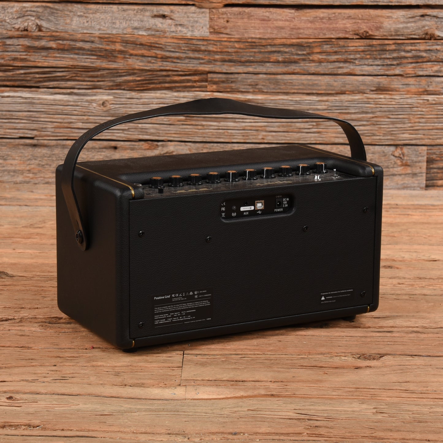 Positive Grid Spark 40 Amps / Guitar Amps / Guitar Cabinets