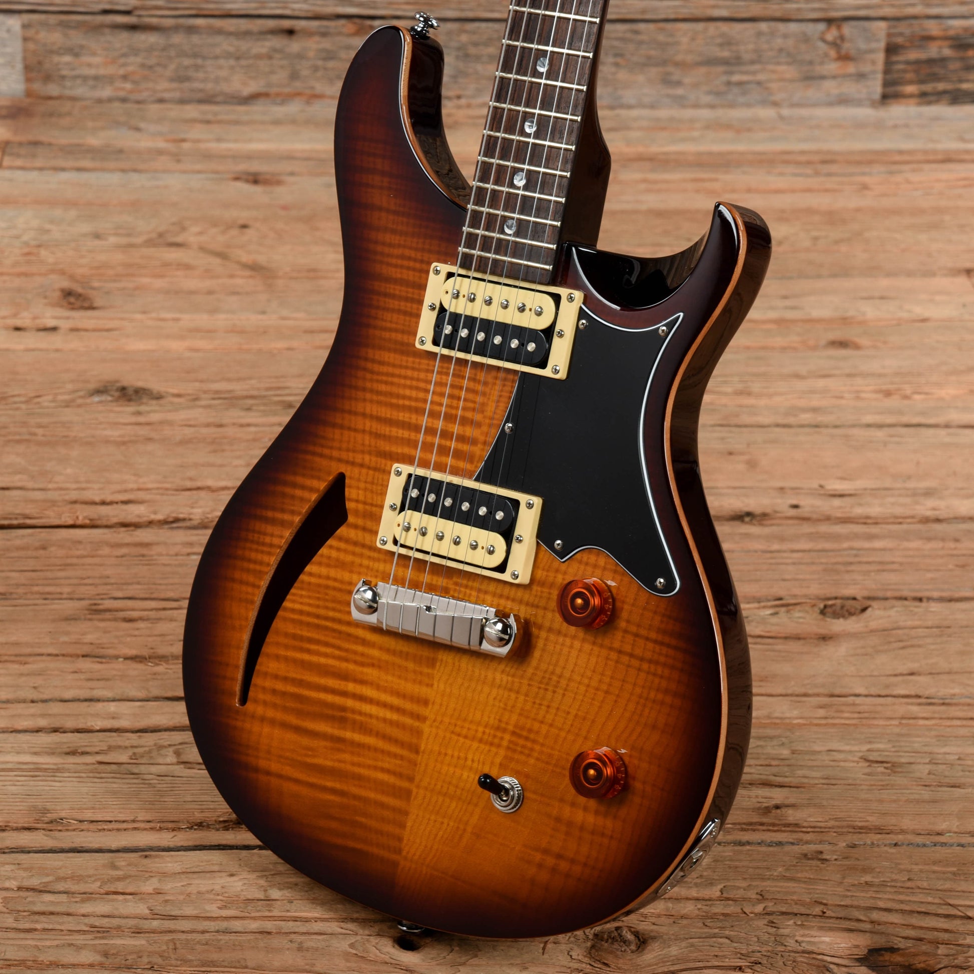 PRS SE Custom 22 Semi-Hollow Sunburst Electric Guitars / Semi-Hollow