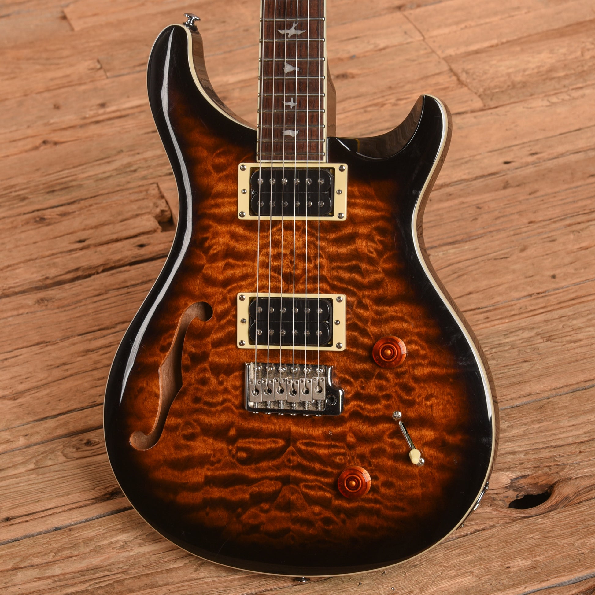 PRS SE Custom 22 Semi-Hollow Sunburst Electric Guitars / Solid Body
