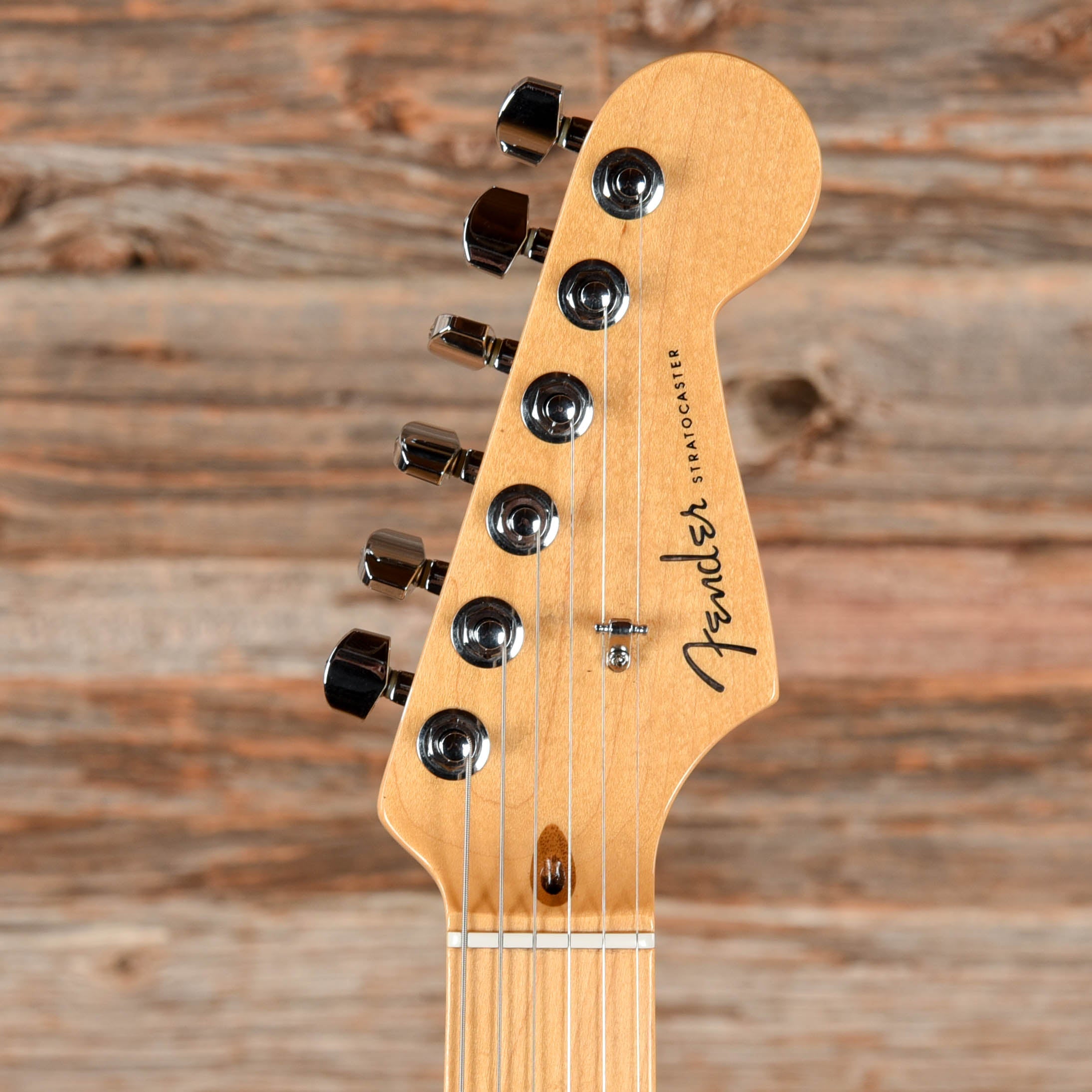Fender American Deluxe Stratocaster Neck with Unknown Fender Body Blizzard Pearl