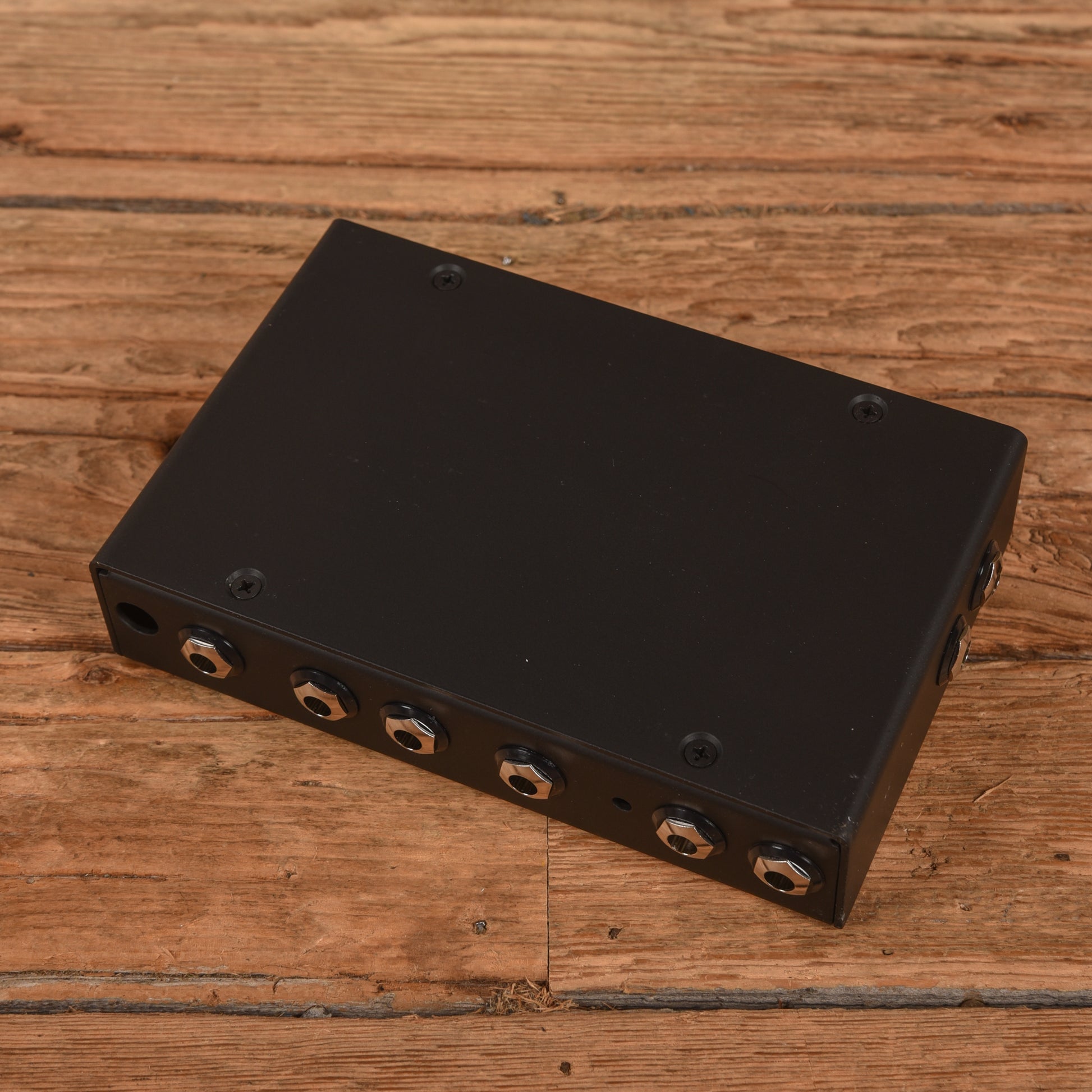 Radial Headbone VT Effects and Pedals / Cabinet Simulators