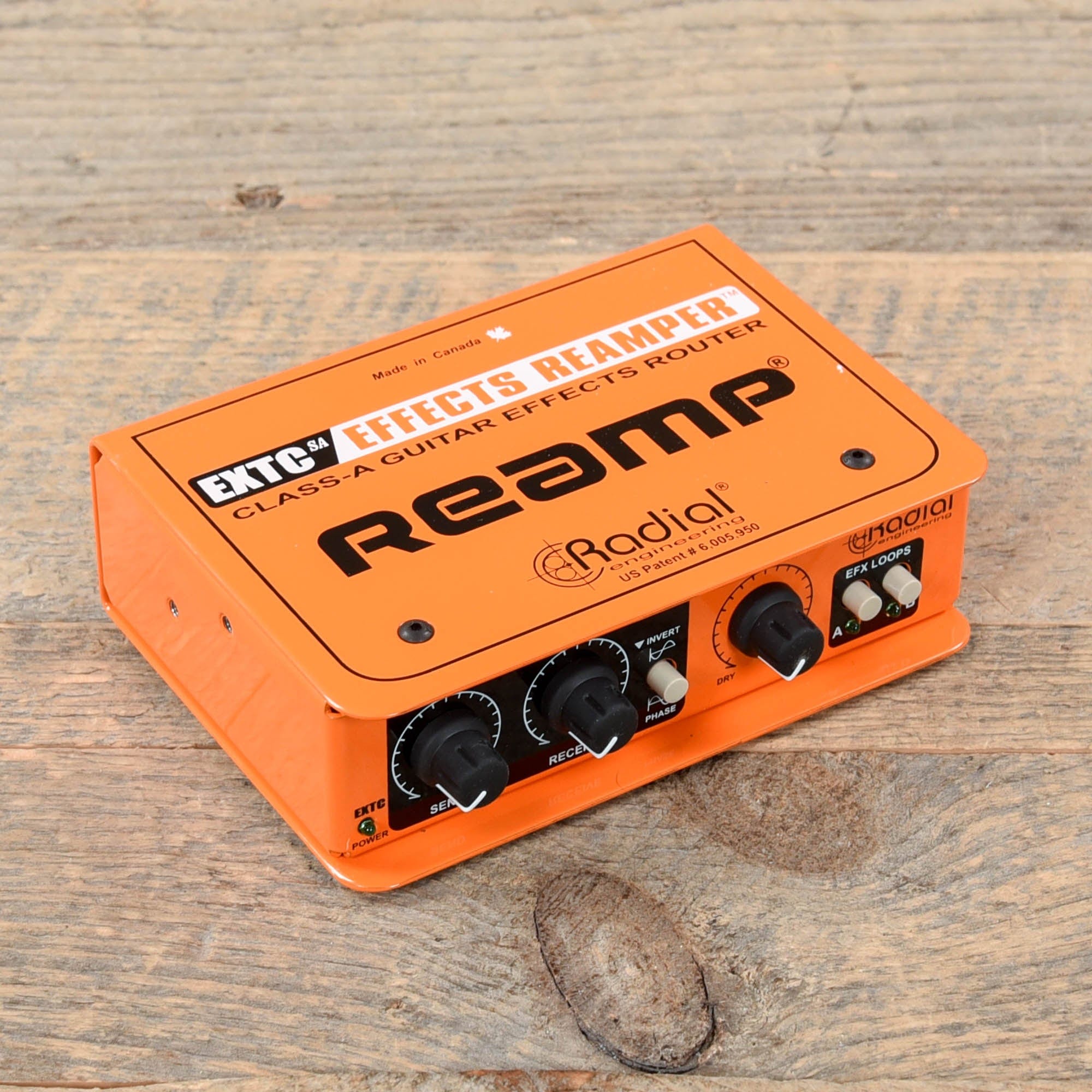 Radial EXTC-SA Guitar Effects Reamper – Chicago Music Exchange