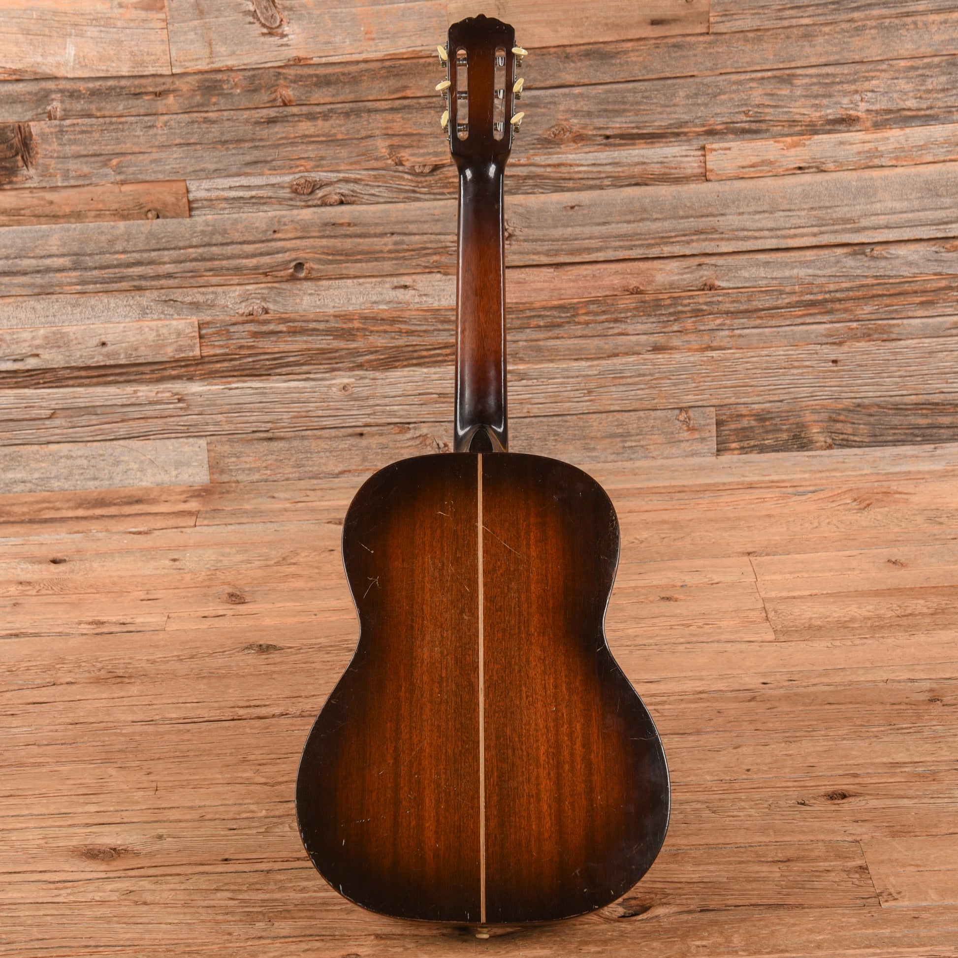 Regal Estudiante Natural Acoustic Guitars / Classical