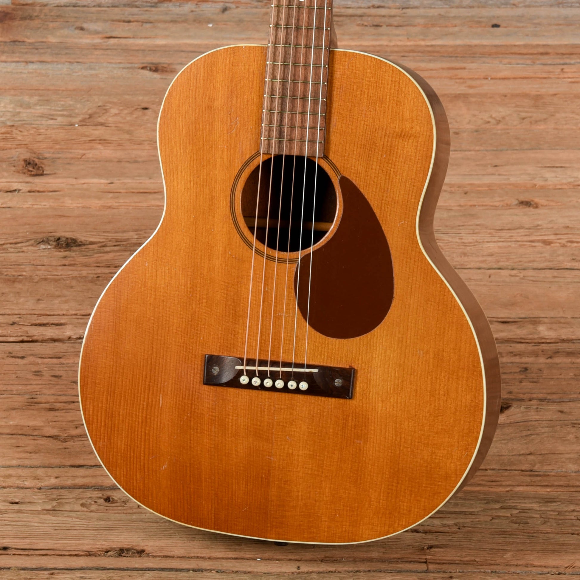 Regal Junior Jumbo Natural 1960s Acoustic Guitars
