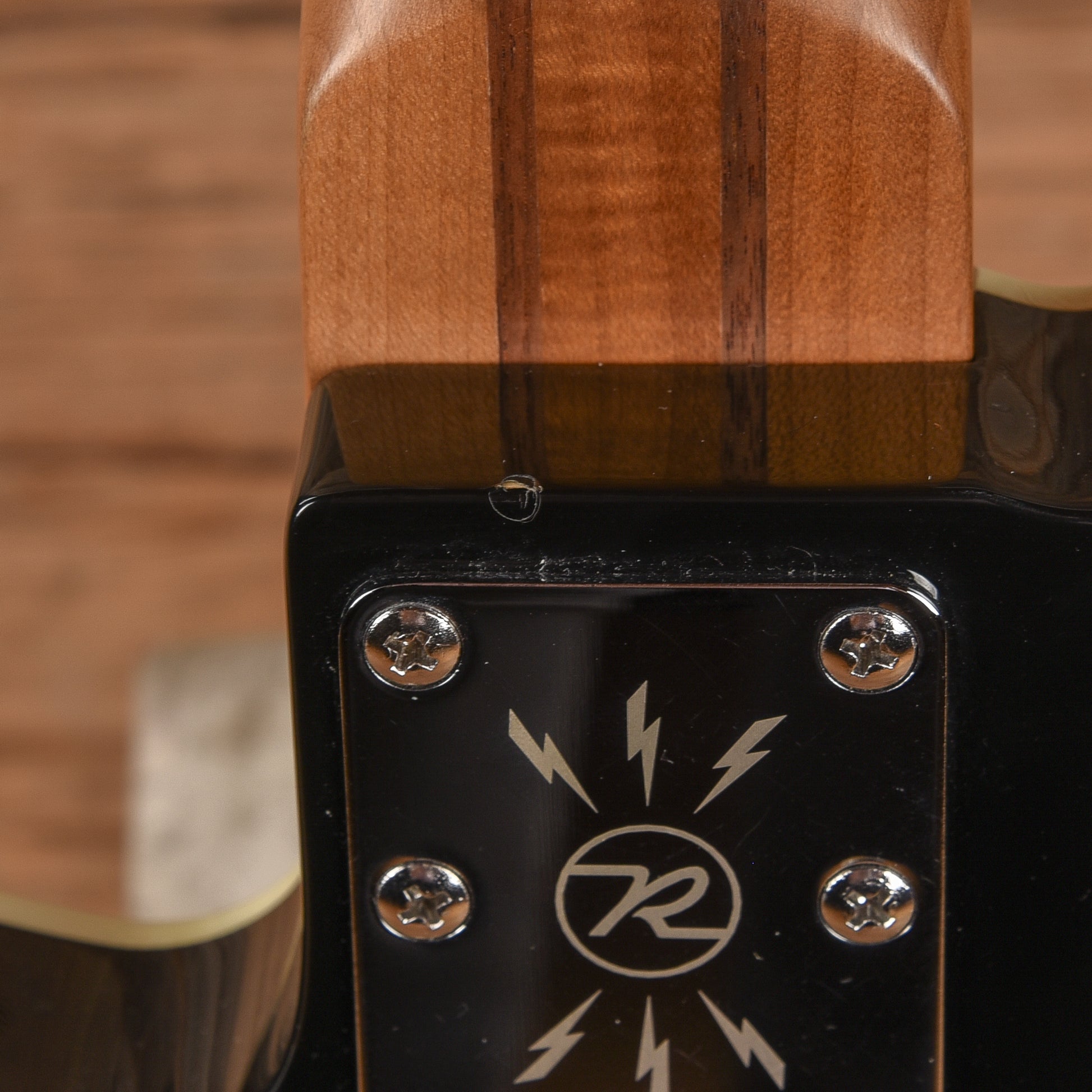 Reverend Decision Black Bass Guitars / 4-String