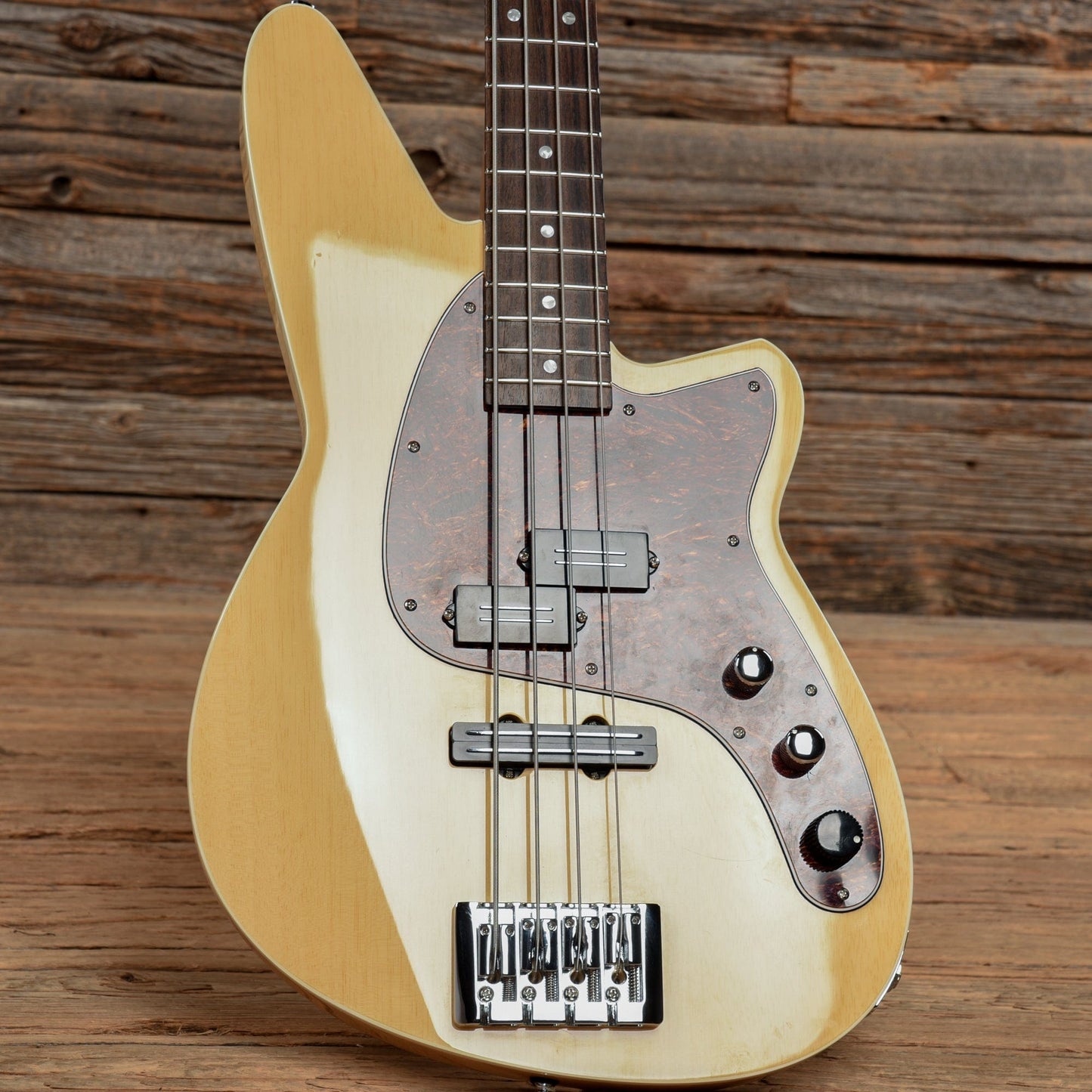 Reverend Decision P Natural Bass Guitars / 4-String