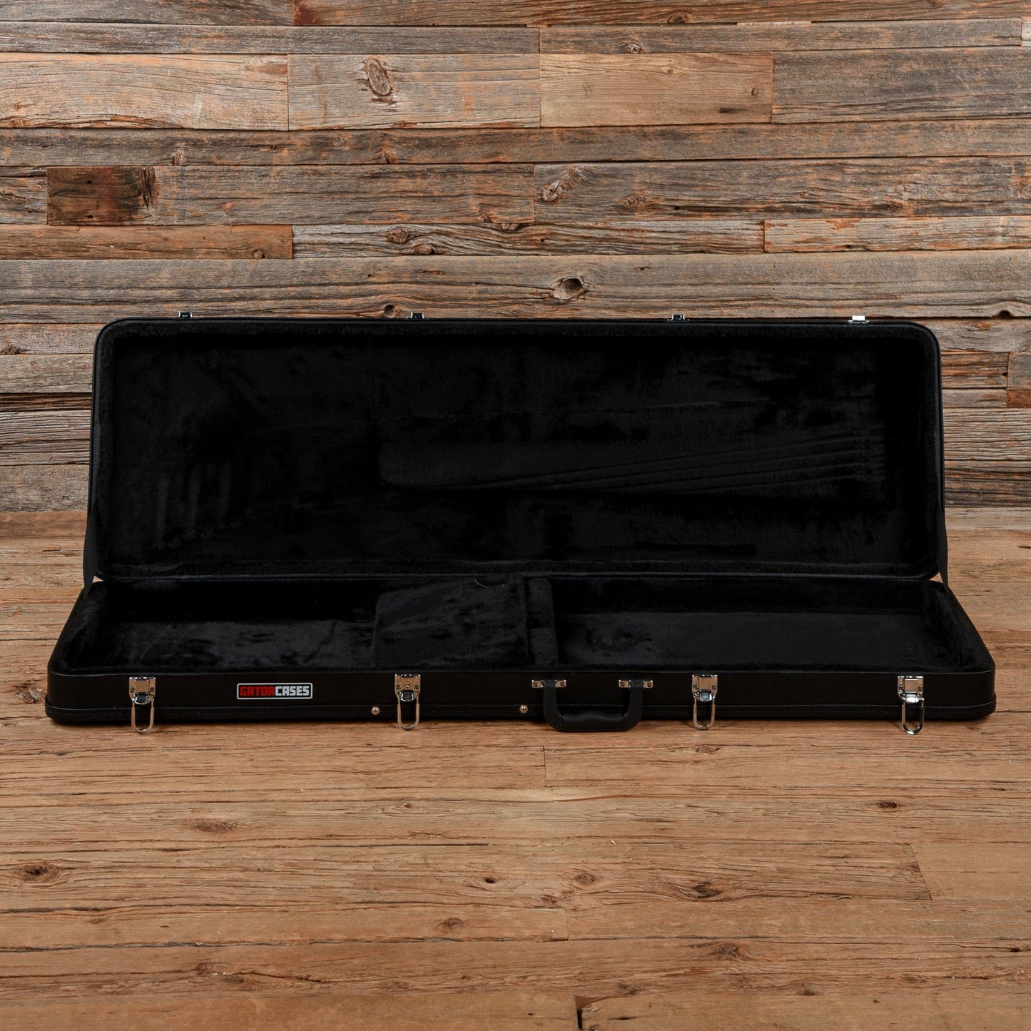 Reverend Raymond Bass Sea Foam Green Bass Guitars / 4-String