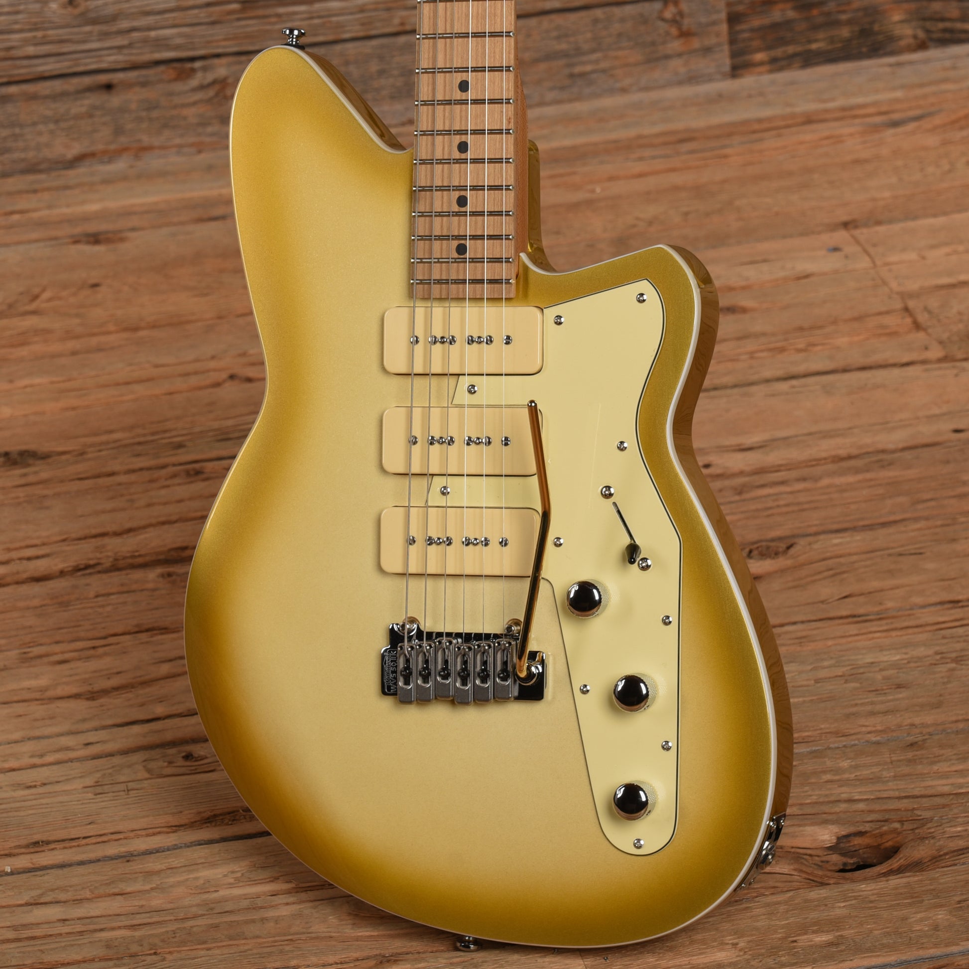 Reverend Jetstream 390 Venetian Pearl Electric Guitars / Solid Body