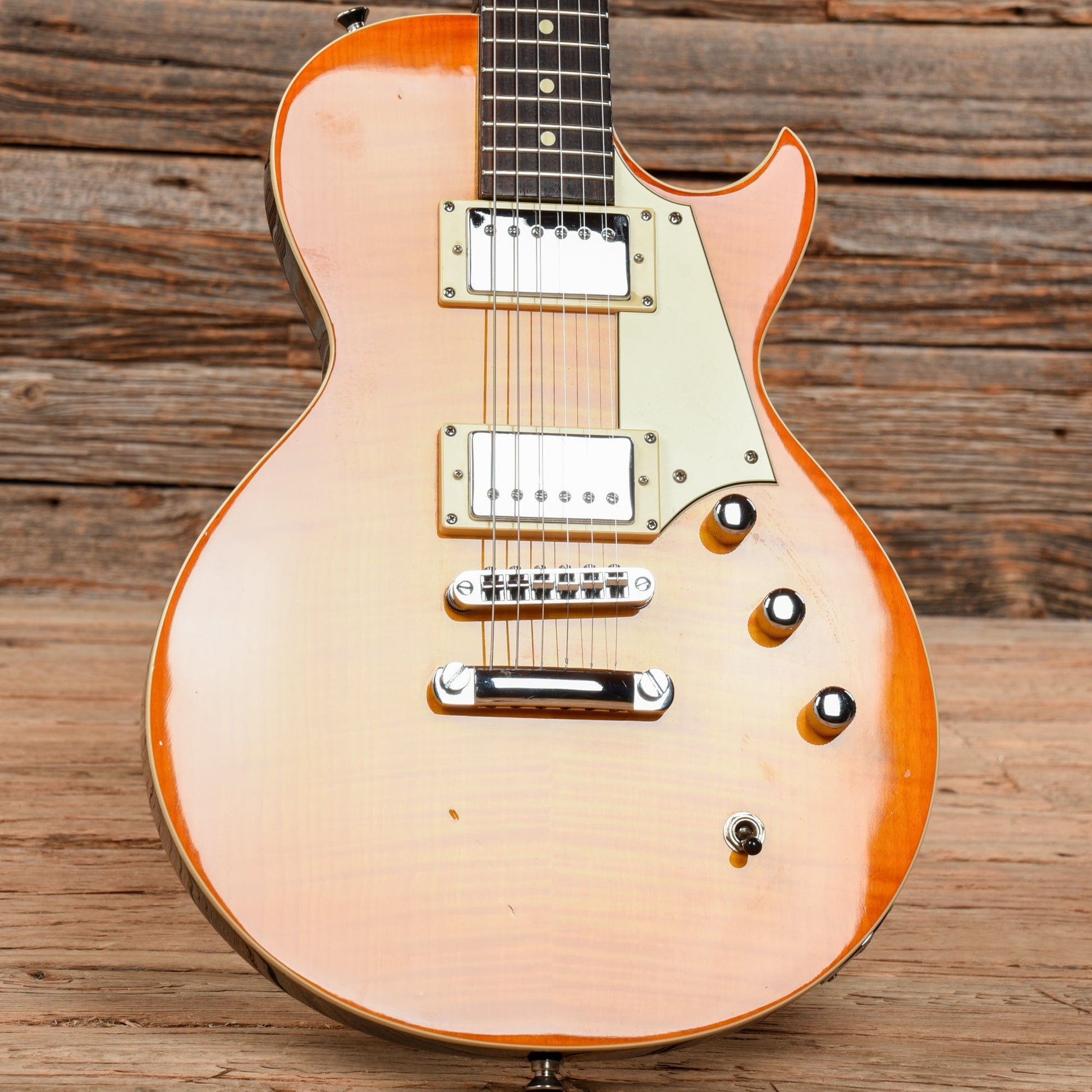 Reverend Roundhouse FM Sunburst Electric Guitars / Solid Body