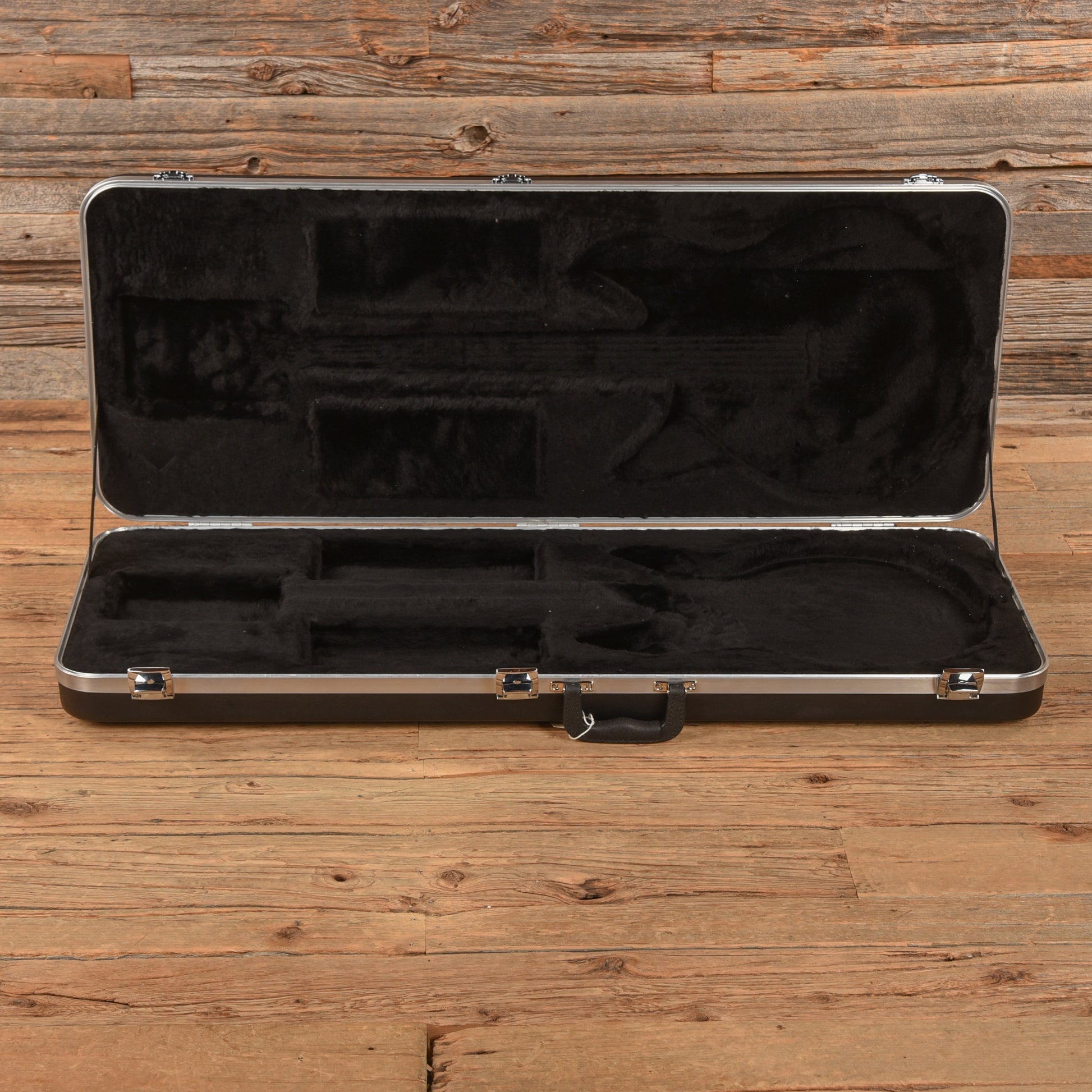 Rickenbacker 94021 300 Series Case Accessories / Cases and Gig Bags / Guitar Cases