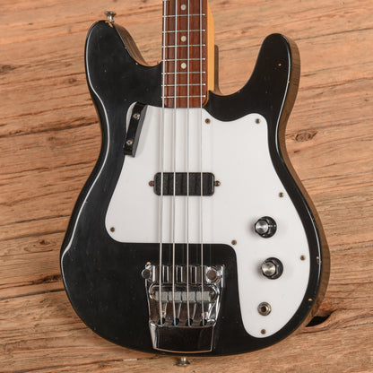 Rickenbacker 3000 Jetglo 1976 Bass Guitars / 4-String