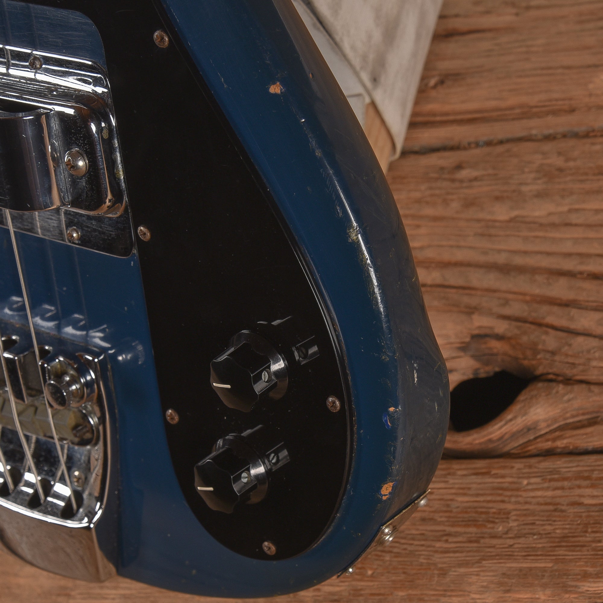Rickenbacker 4000 Bass Midnight Blue 1980 Bass Guitars / 4-String