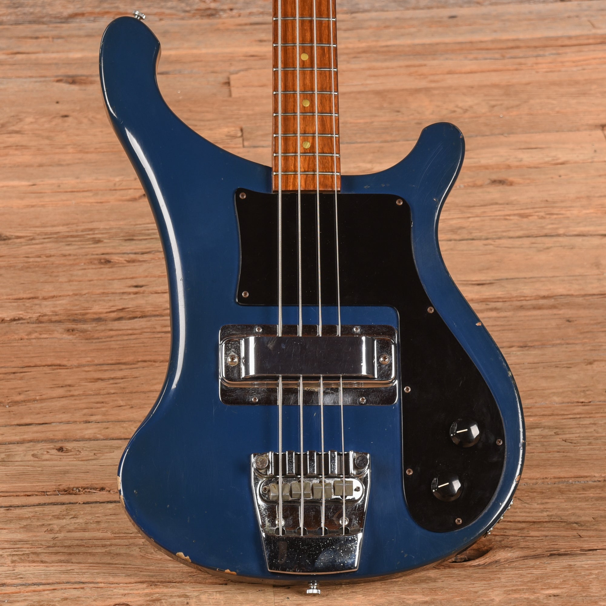 Rickenbacker 4000 Bass Midnight Blue 1980 Bass Guitars / 4-String