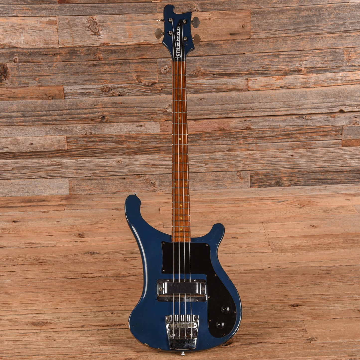 Rickenbacker 4000 Bass Midnight Blue 1980 Bass Guitars / 4-String