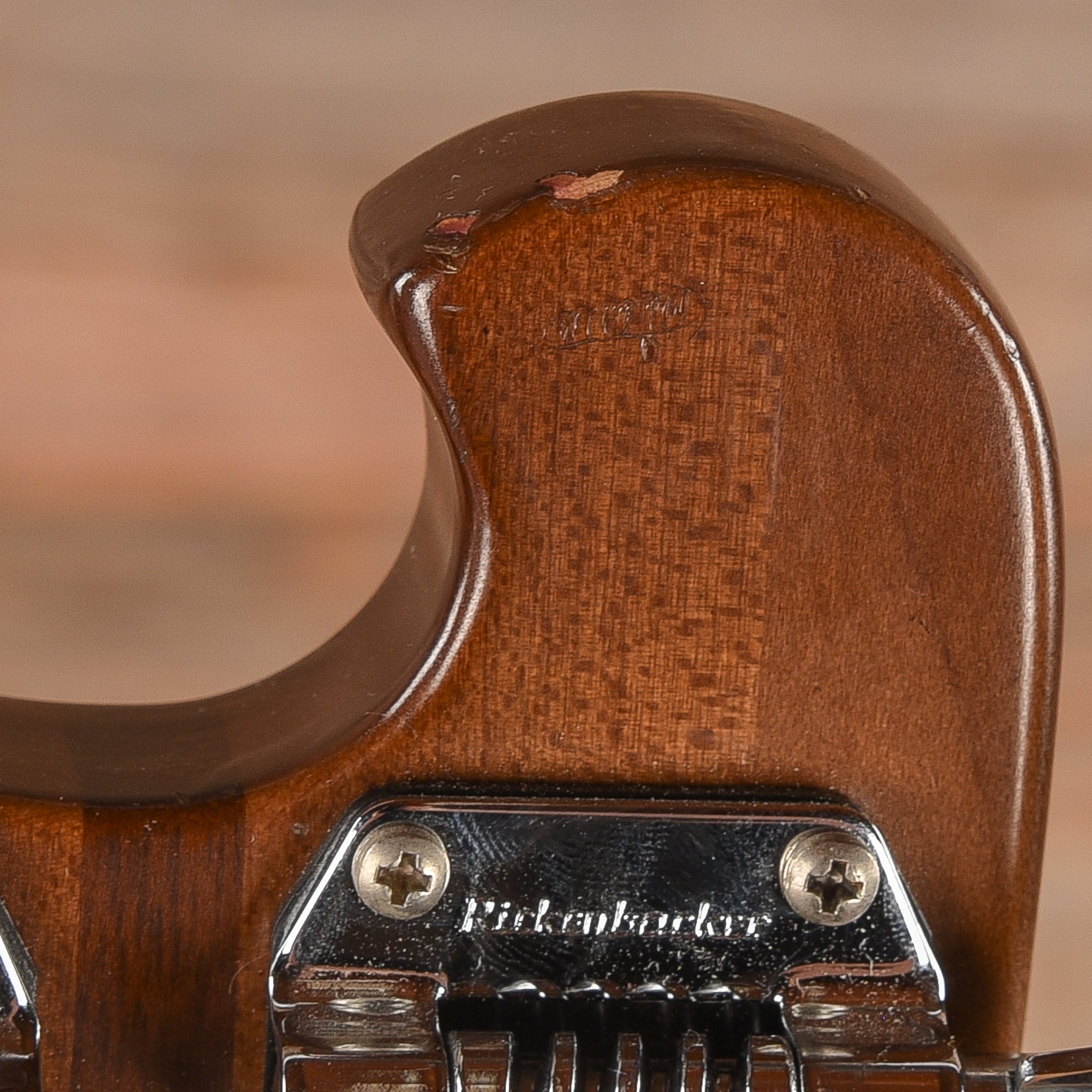 Rickenbacker 4001 Autumnglo 1976 Bass Guitars / 4-String