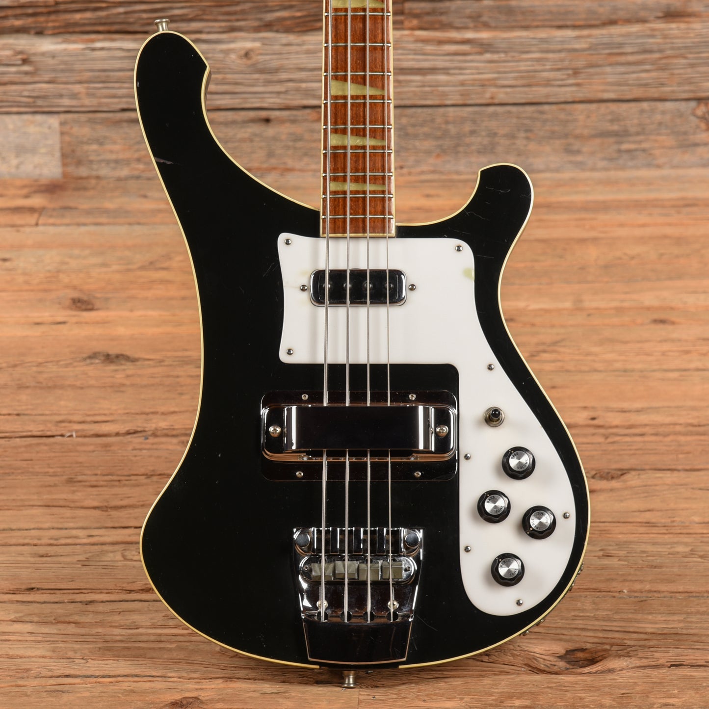 Rickenbacker 4001 Jetglo 1978 Bass Guitars / 4-String