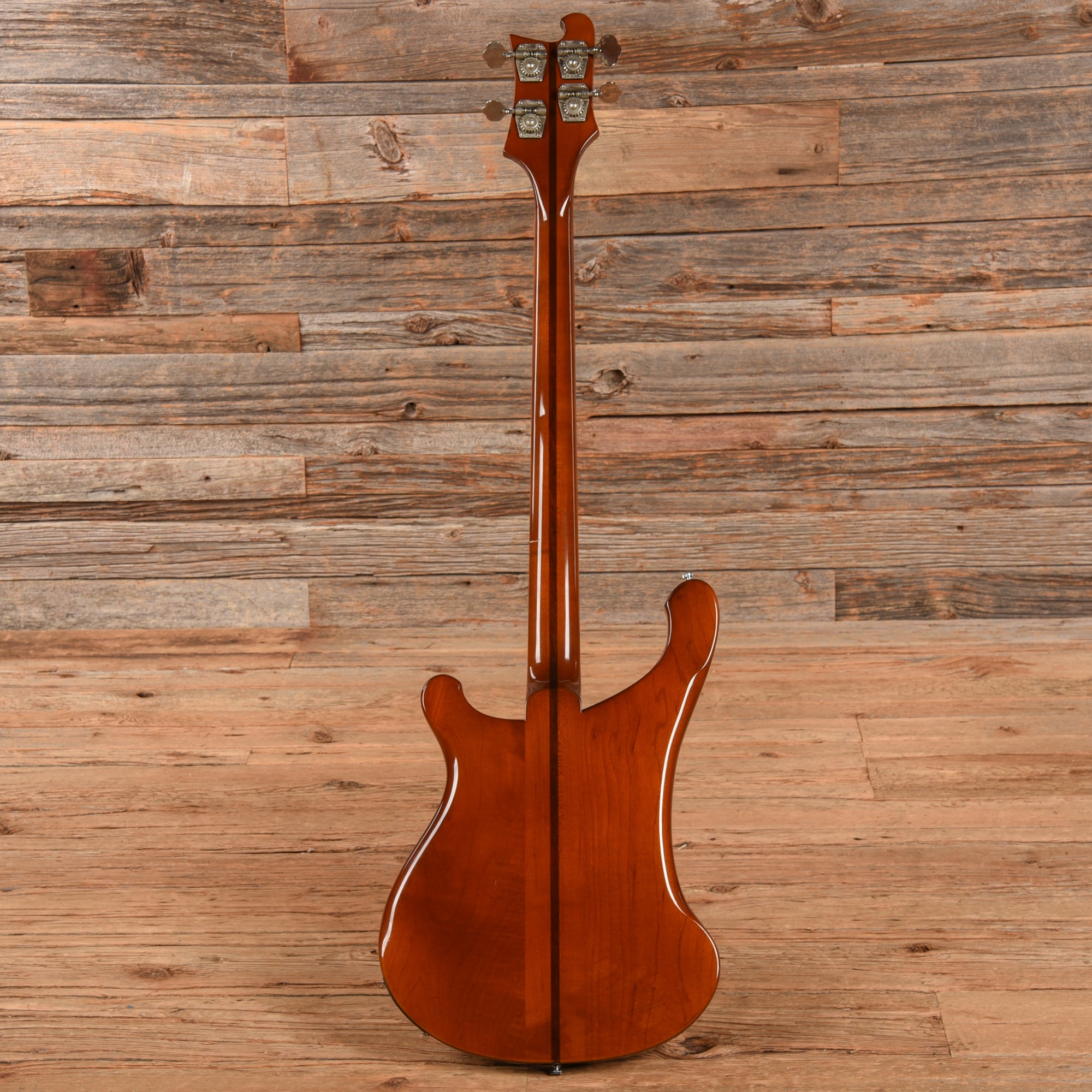 Rickenbacker 4001 Walnut 1975 Bass Guitars / 4-String