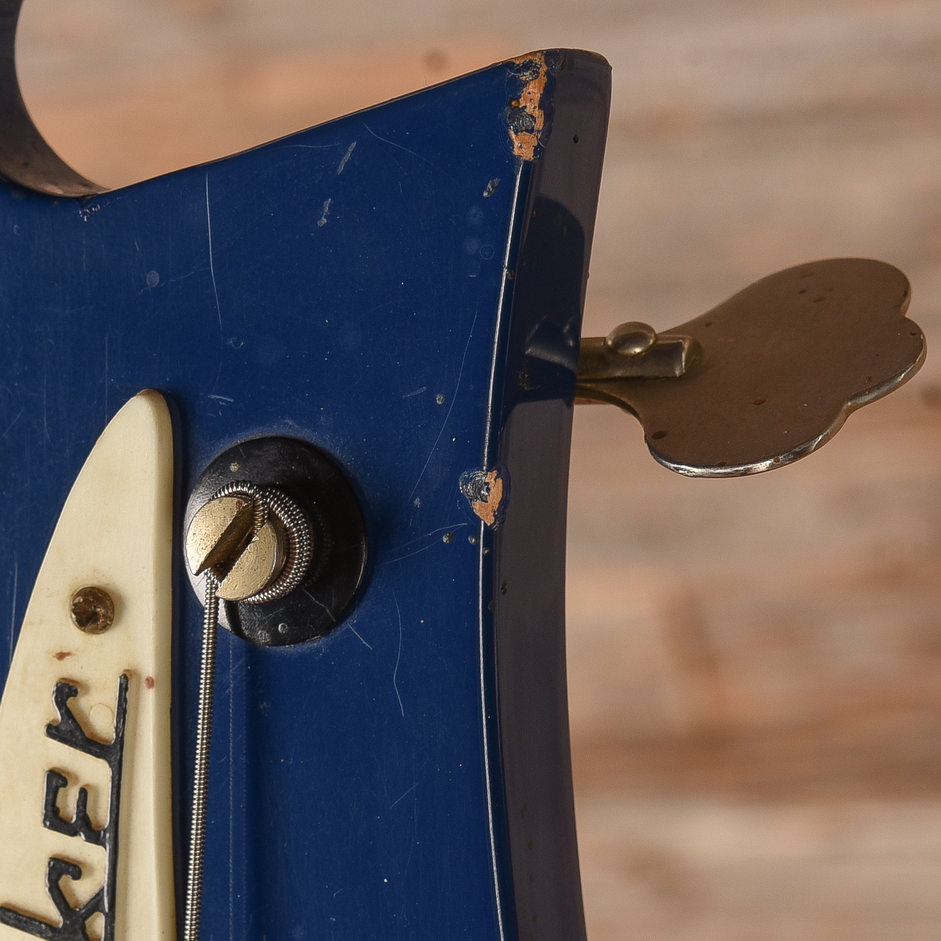 Rickenbacker 4003 Azureglo 1982 – Chicago Music Exchange