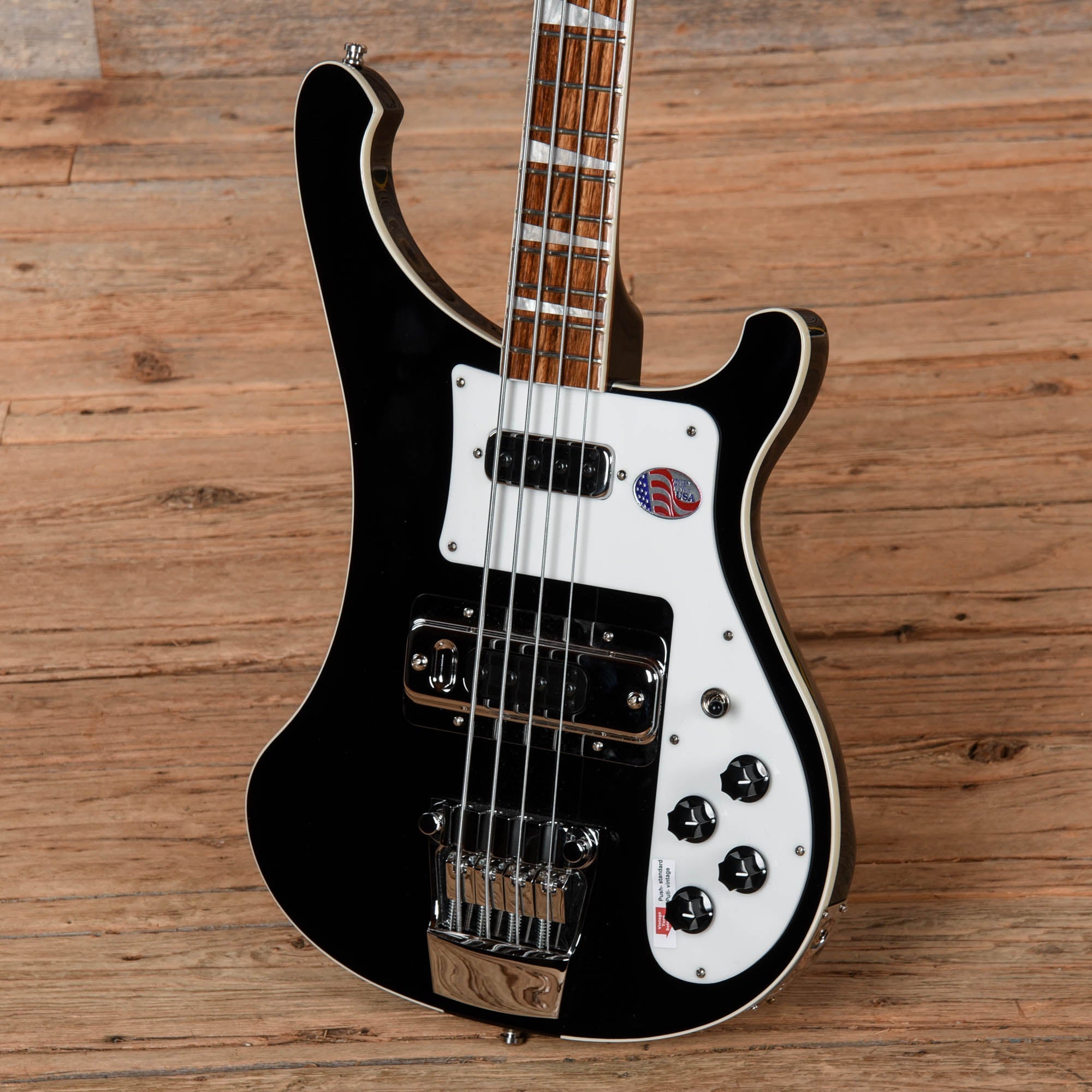 Rickenbacker 4003 Bass Jetglo Bass Guitars / 4-String