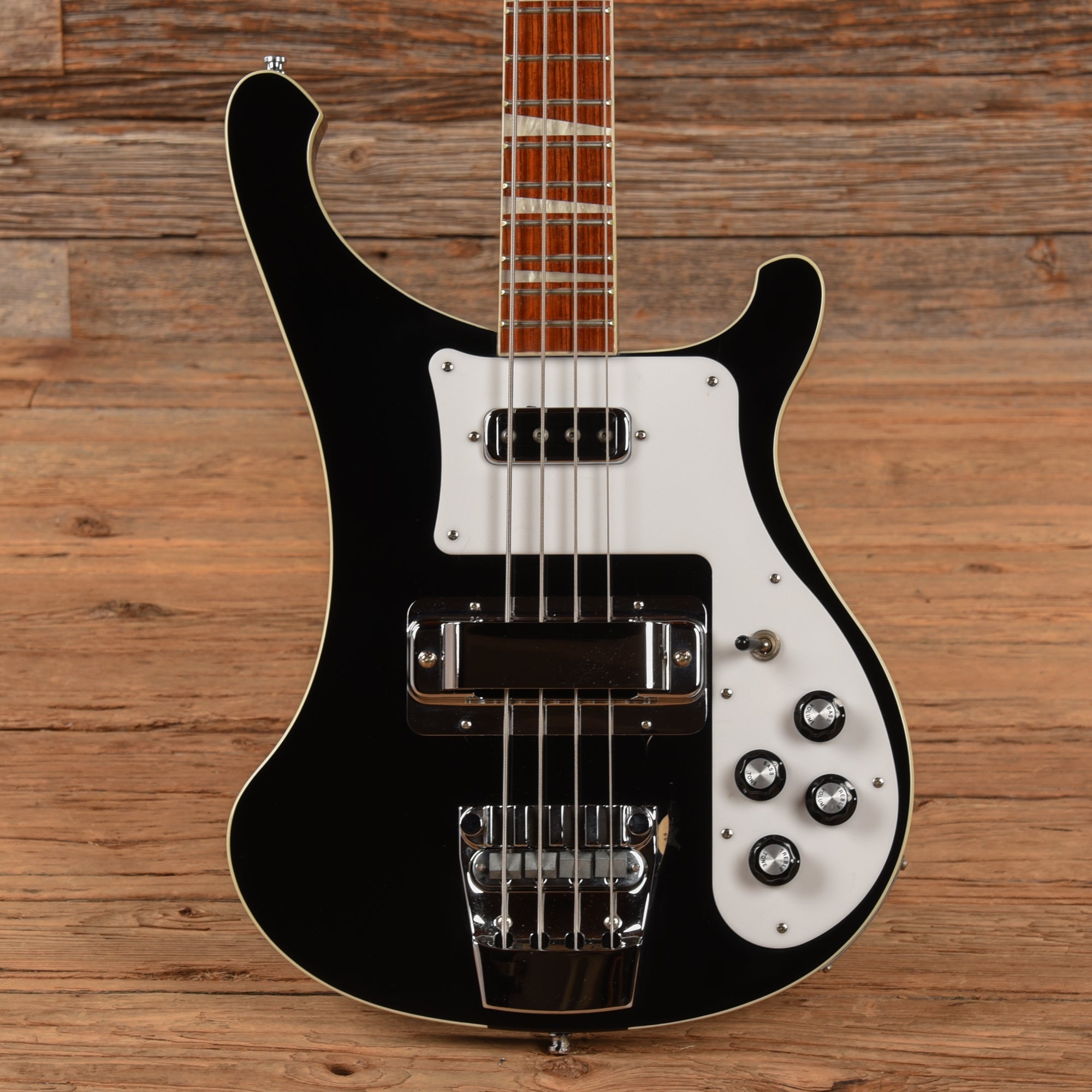 Rickenbacker 4003 Jetglo 2011 Bass Guitars / 4-String