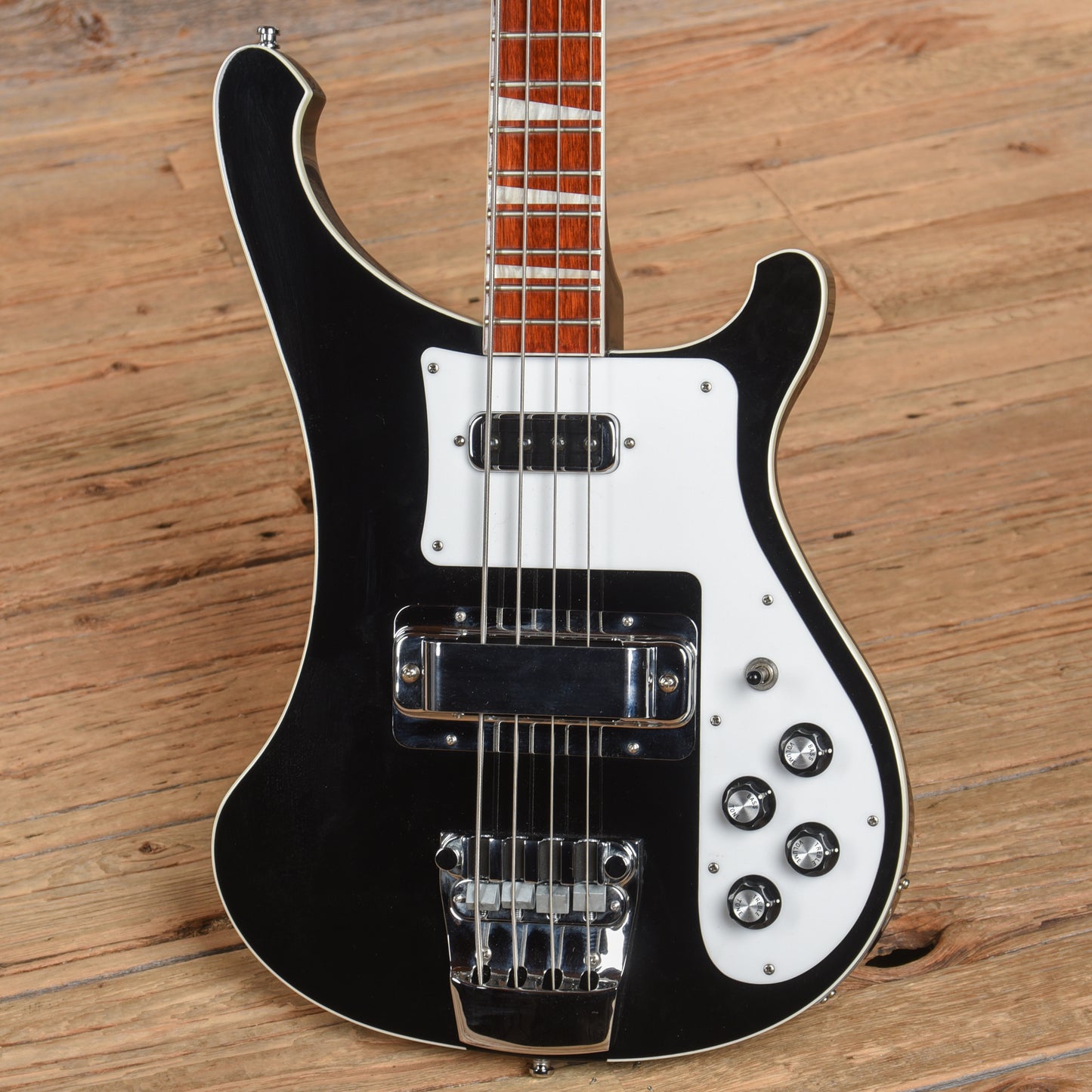 Rickenbacker 4003 Jetglo 2018 Bass Guitars / 4-String