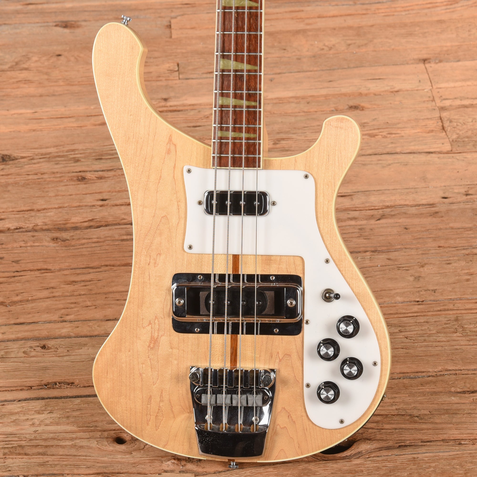 Rickenbacker 4001 Mapleglo 1976 Bass Guitars