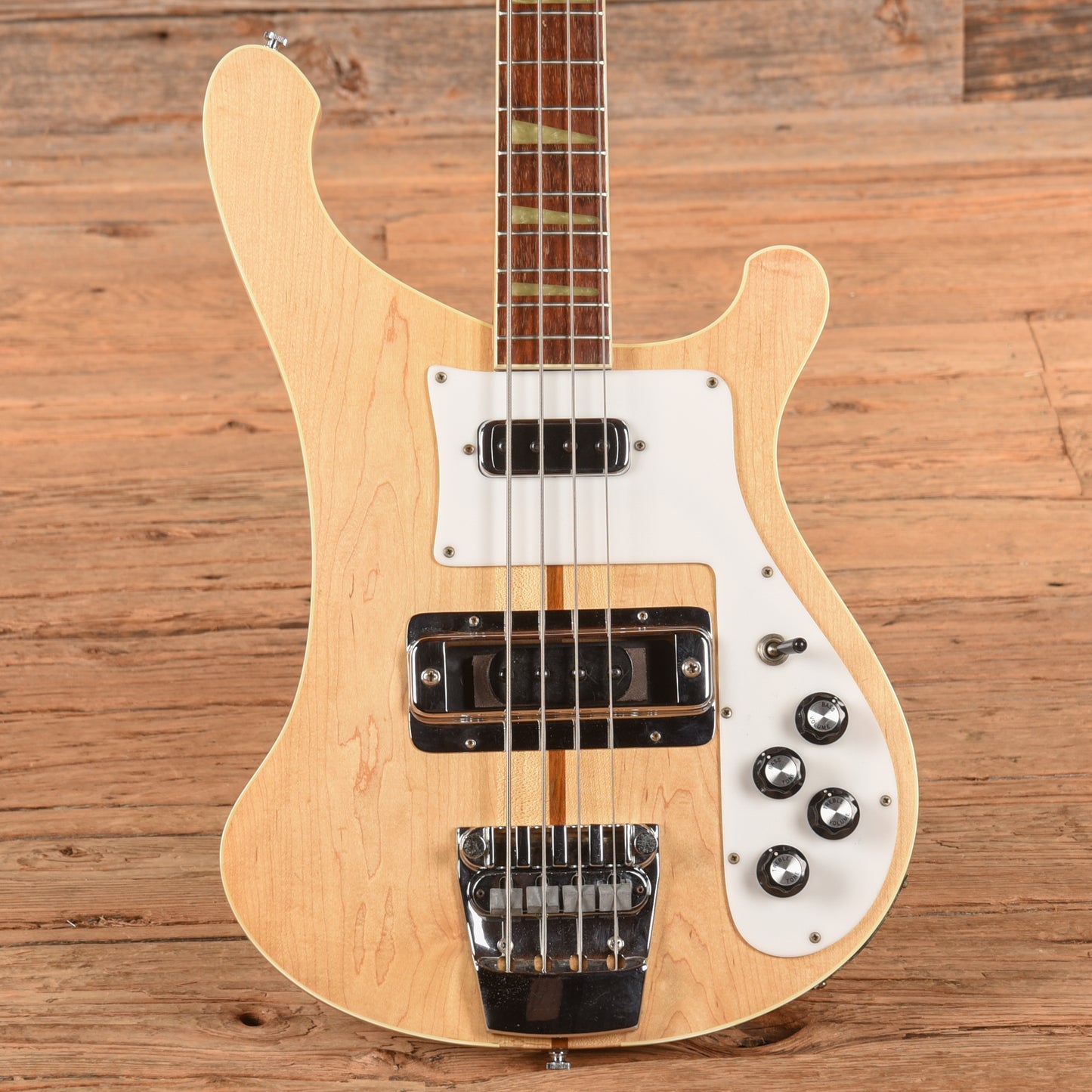 Rickenbacker 4001 Mapleglo 1976 Bass Guitars