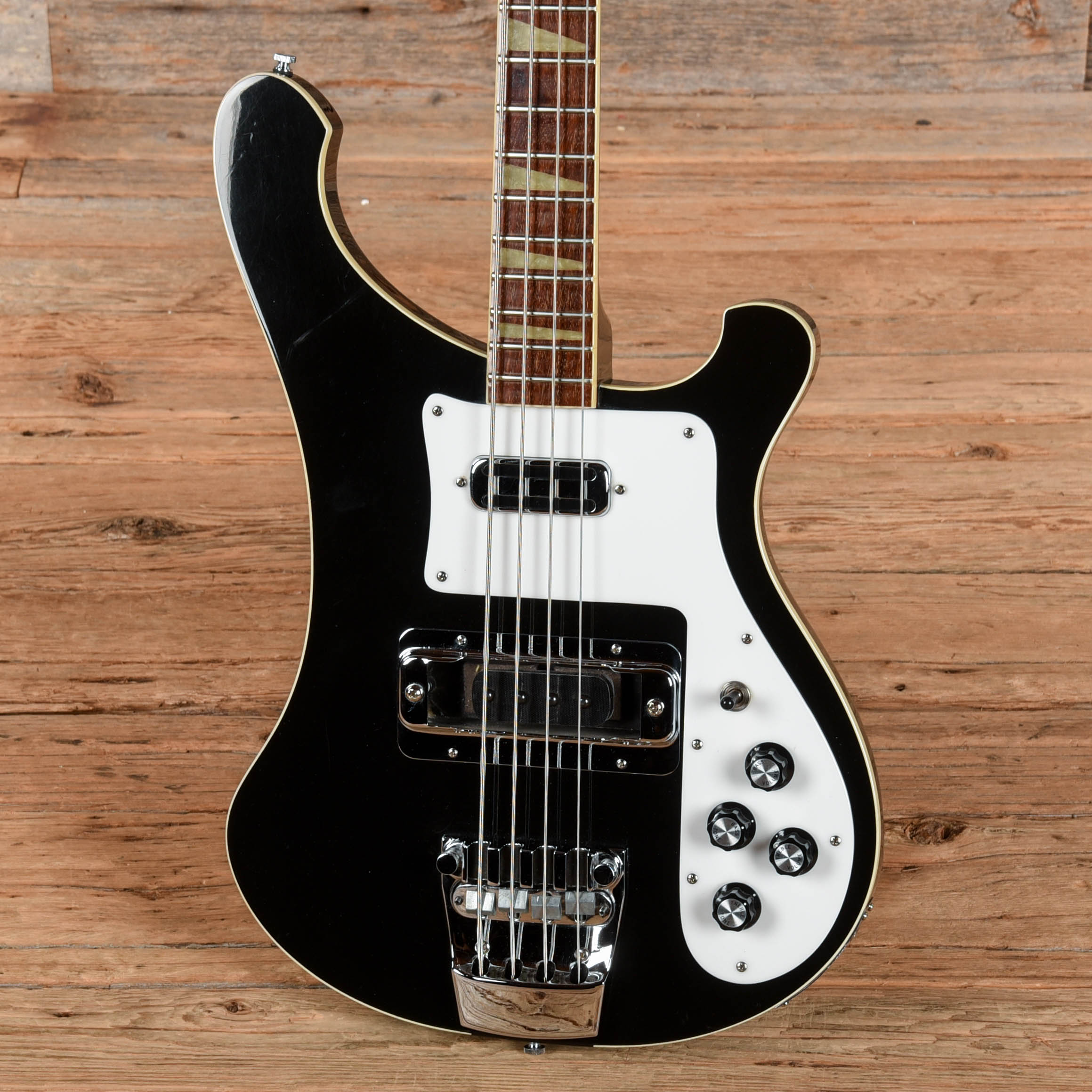 Rickenbacker 4003 Jetglo 1989 Bass Guitars