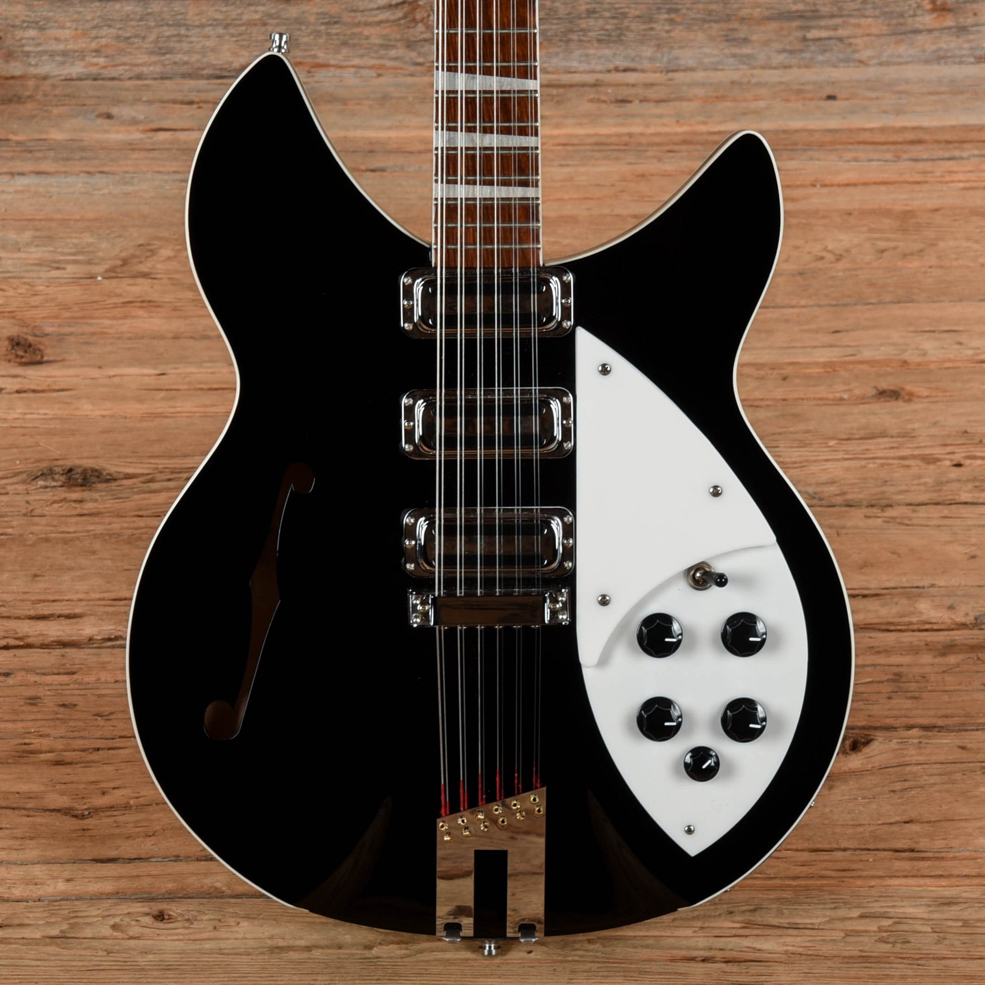Rickenbacker 1993Plus Jetglo 2025 Electric Guitars