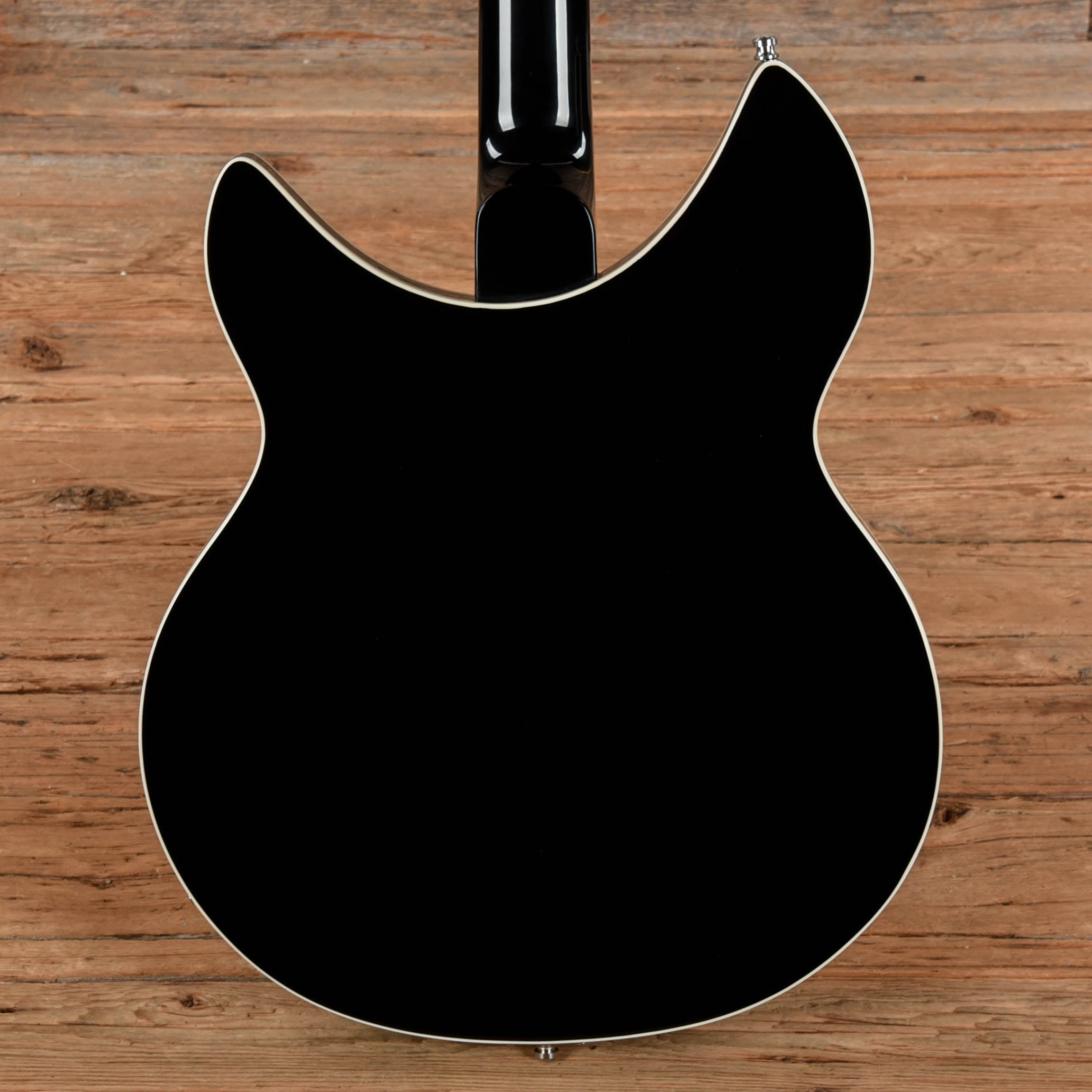 Rickenbacker 1993Plus Jetglo 2025 Electric Guitars