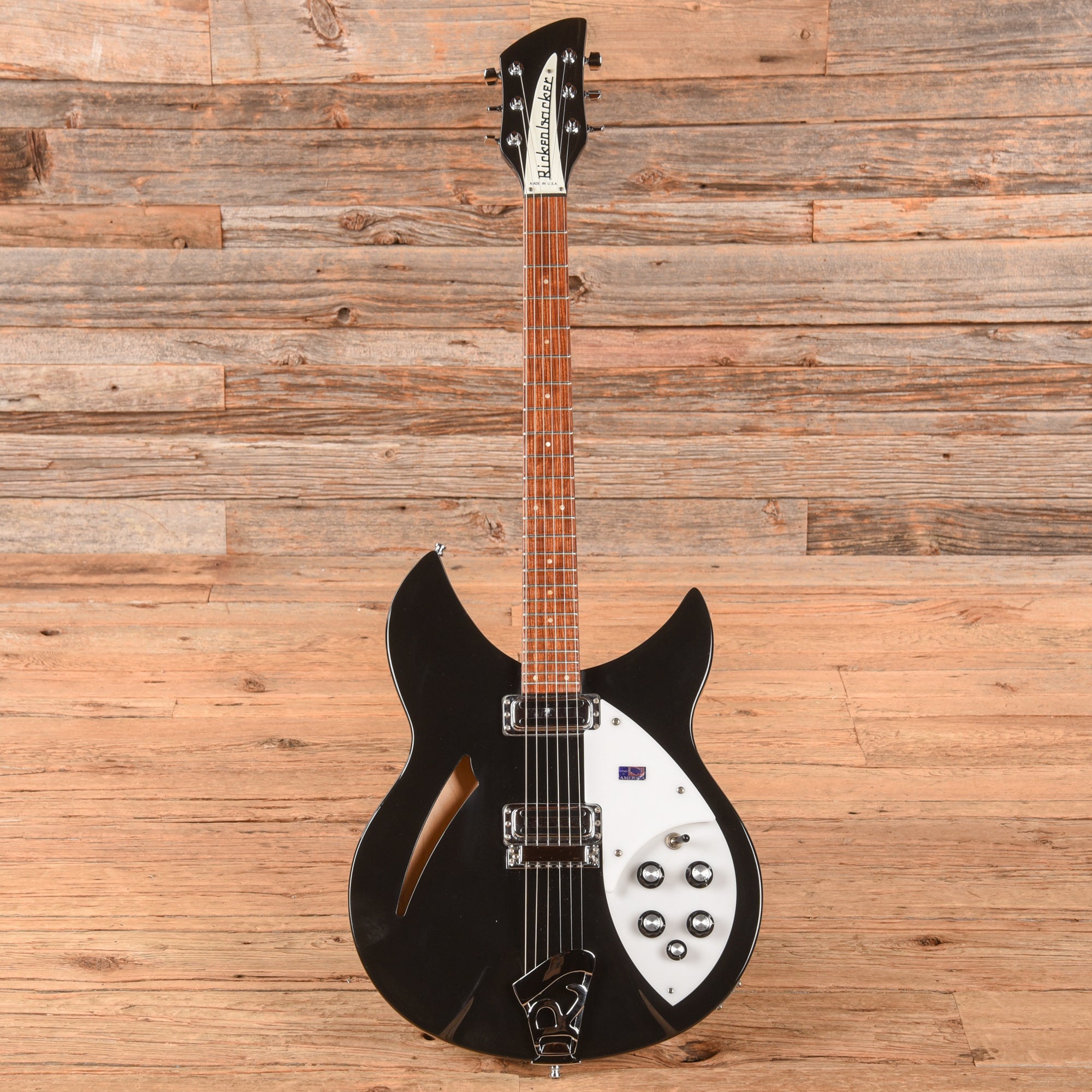 Rickenbacker 330 Jetglo 2005 Electric Guitars