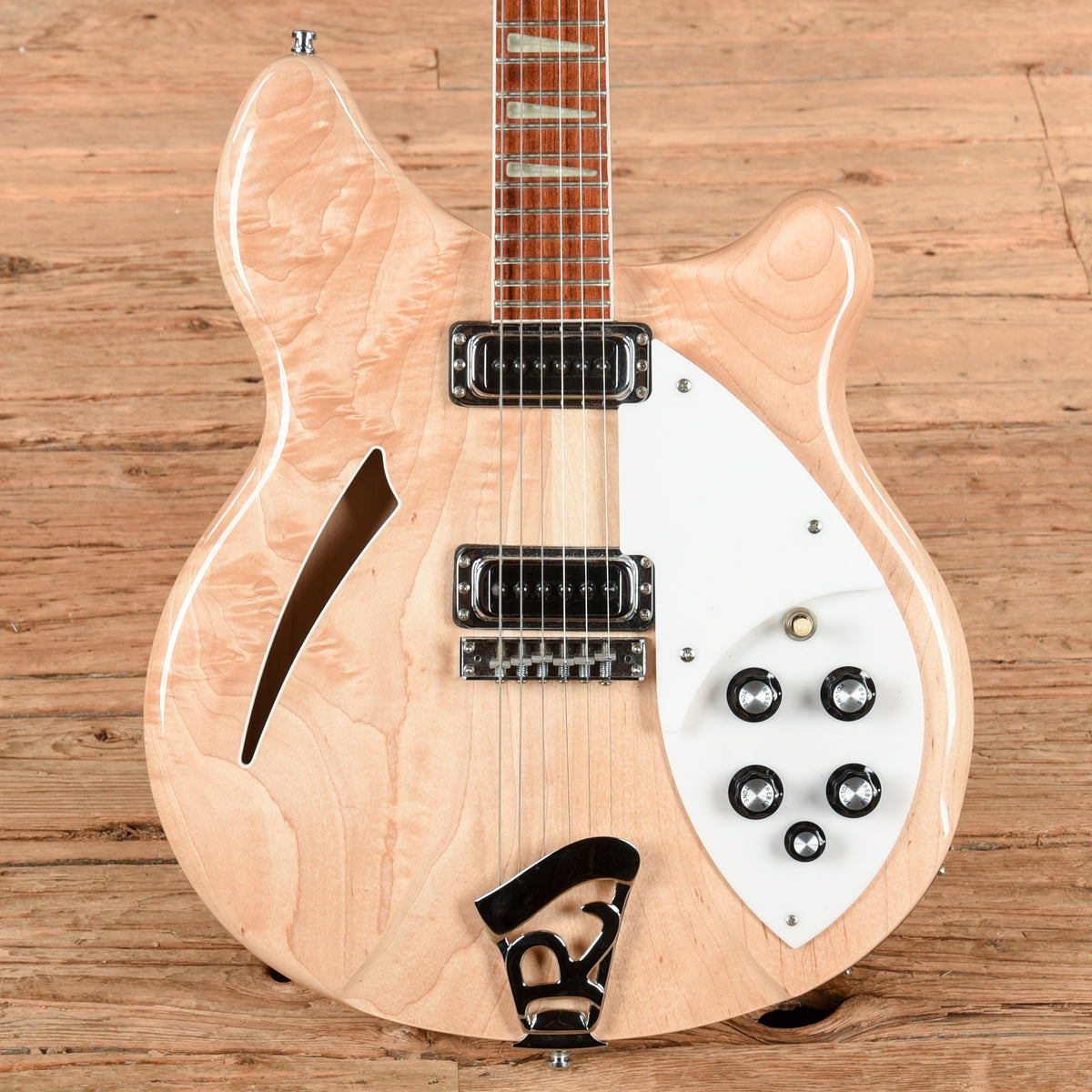 Rickenbacker 360 Mapleglo 2002 Electric Guitars