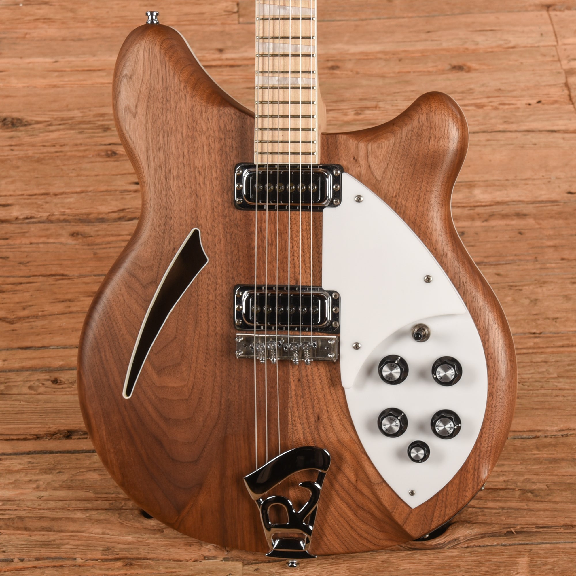 Rickenbacker 360W Walnut 2018 Electric Guitars