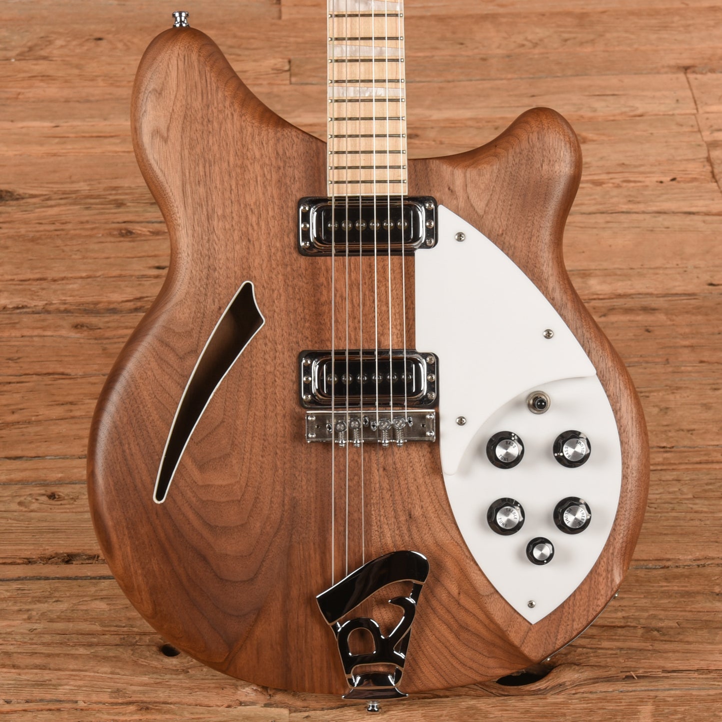 Rickenbacker 360W Walnut 2018 Electric Guitars
