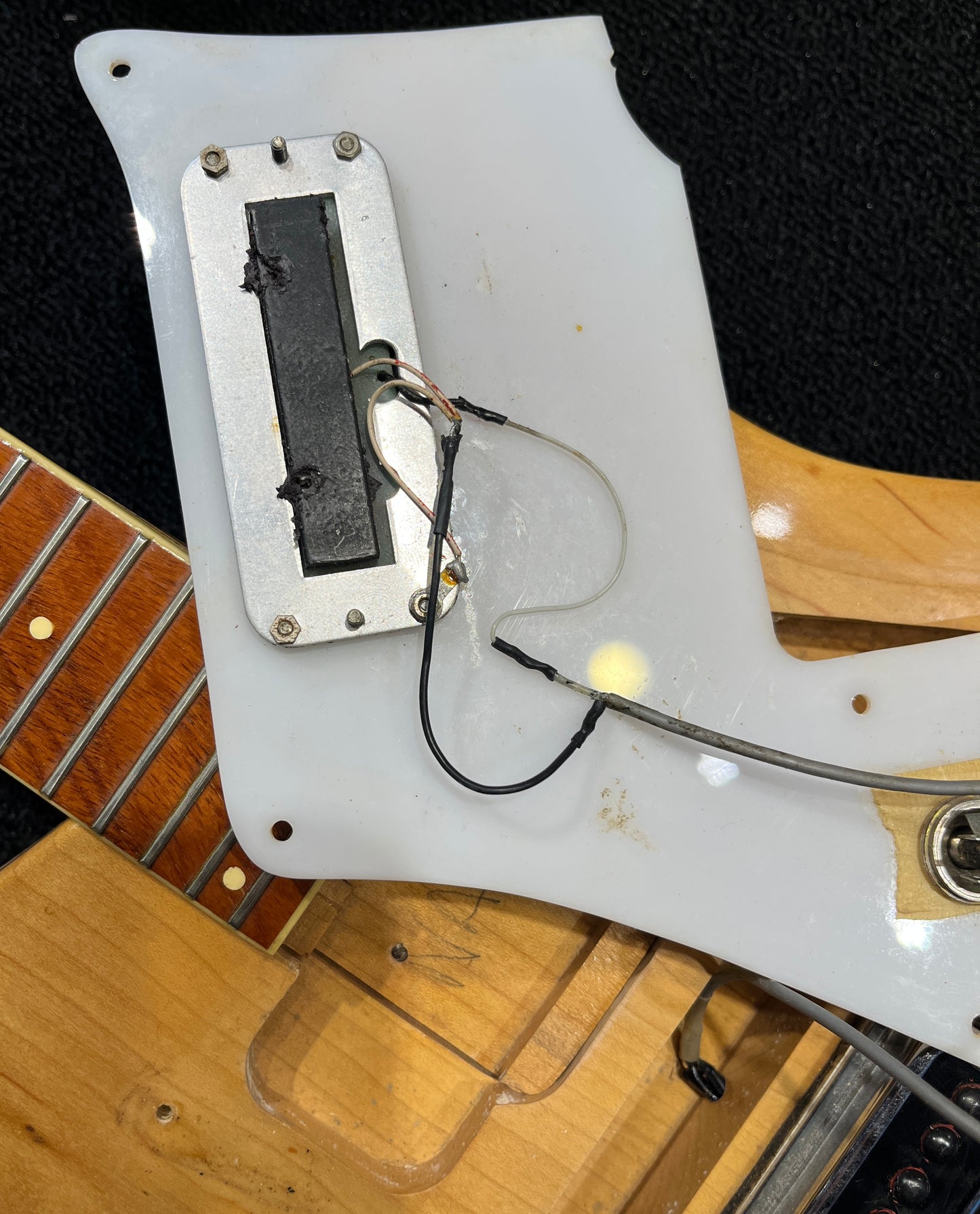 Rickenbacker 480 Mapleglo 1973 Electric Guitars