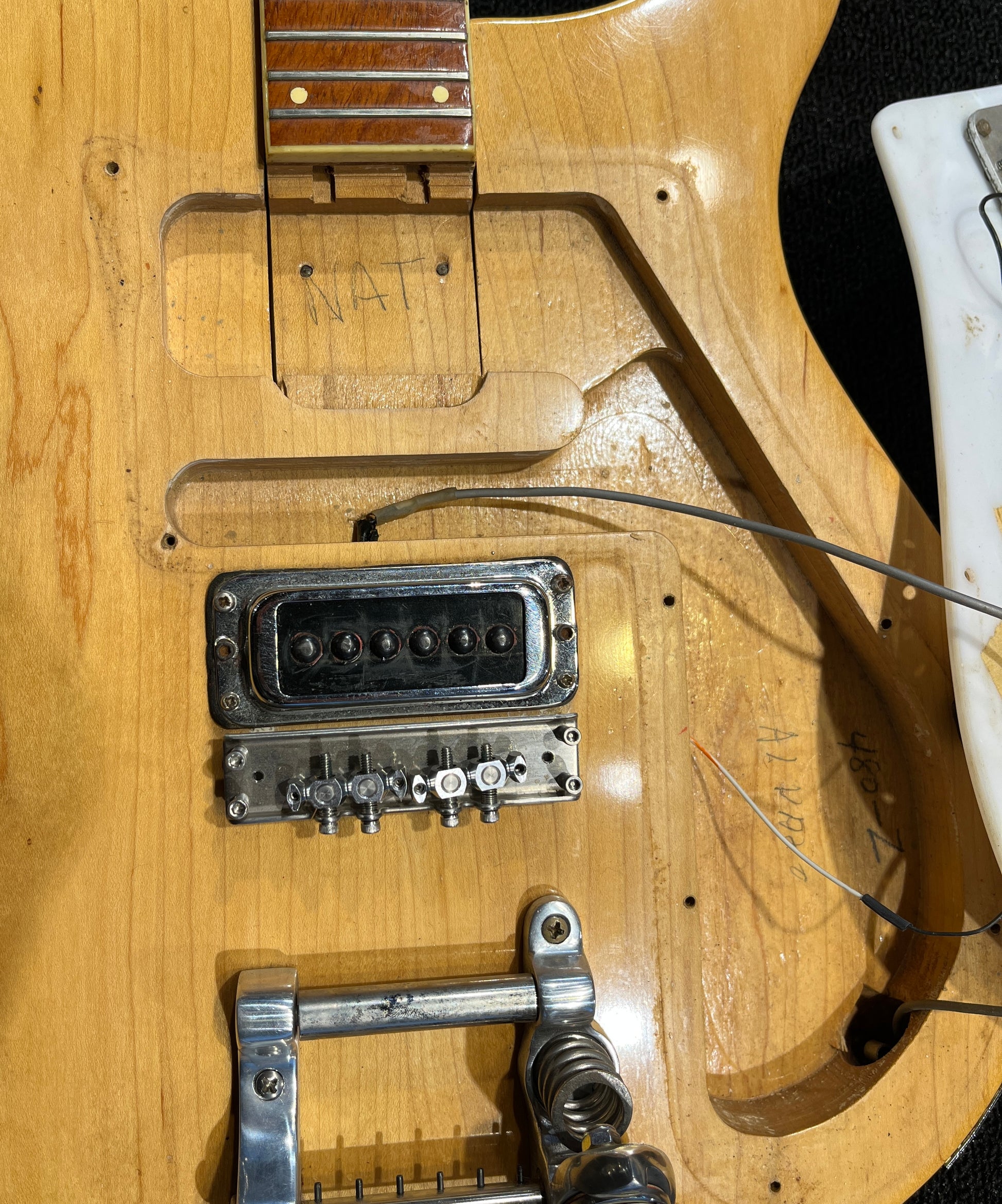 Rickenbacker 480 Mapleglo 1973 Electric Guitars