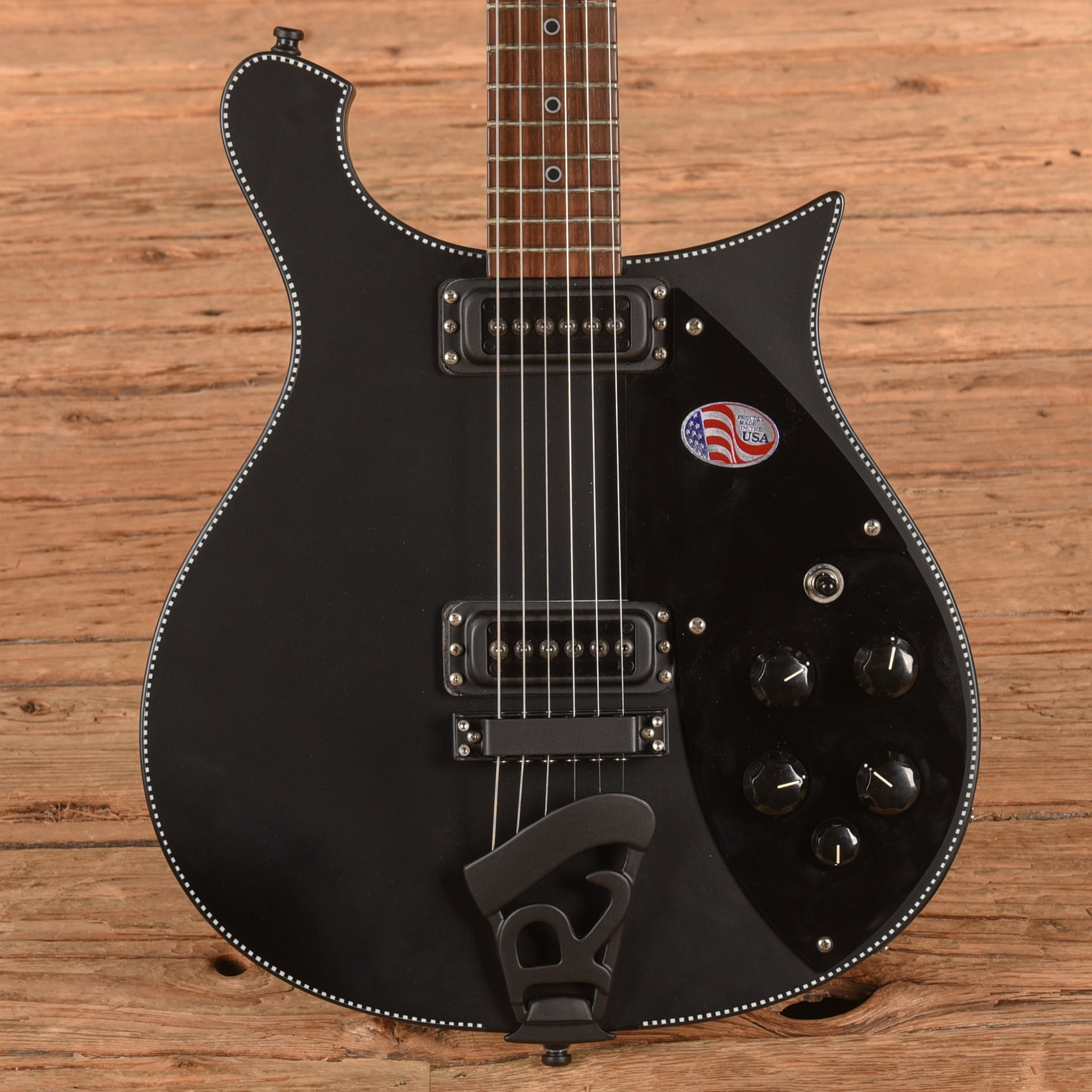 Rickenbacker 620 Noir 2022 Electric Guitars