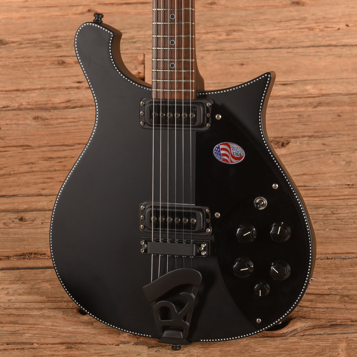 Rickenbacker 620 Noir 2022 Electric Guitars