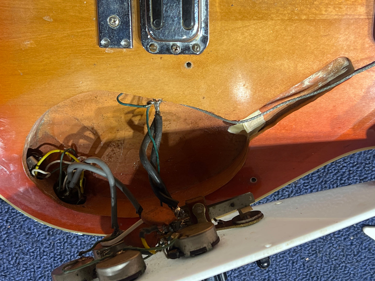Rickenbacker 625 Fireglo 1962 Electric Guitars